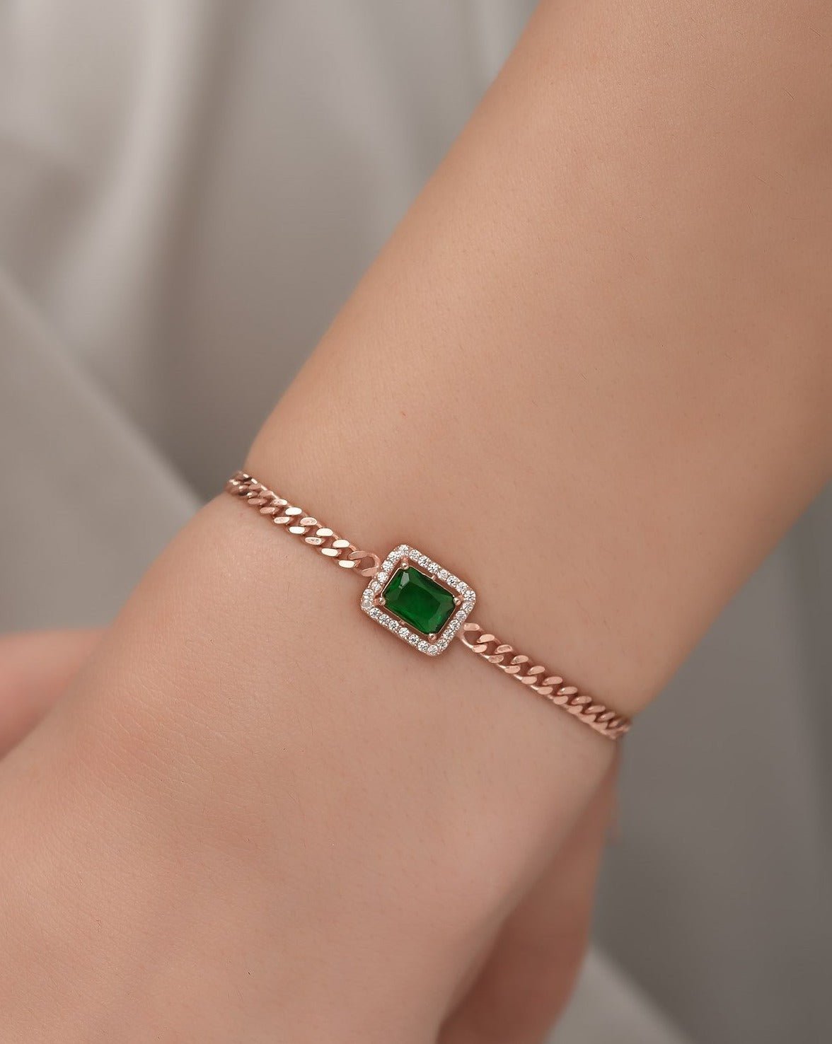 Gourmet Chain Green Stone Bracelet - ARTSY SILVER