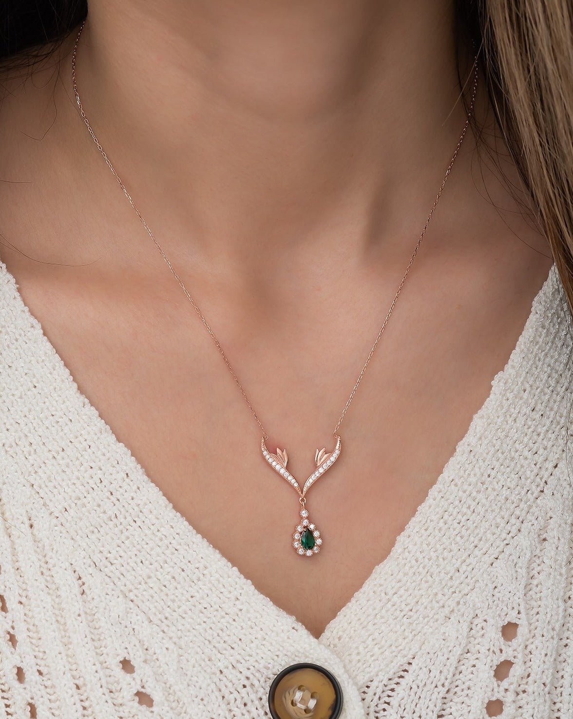Deer Charm Green Zircon Necklace - ARTSY SILVER