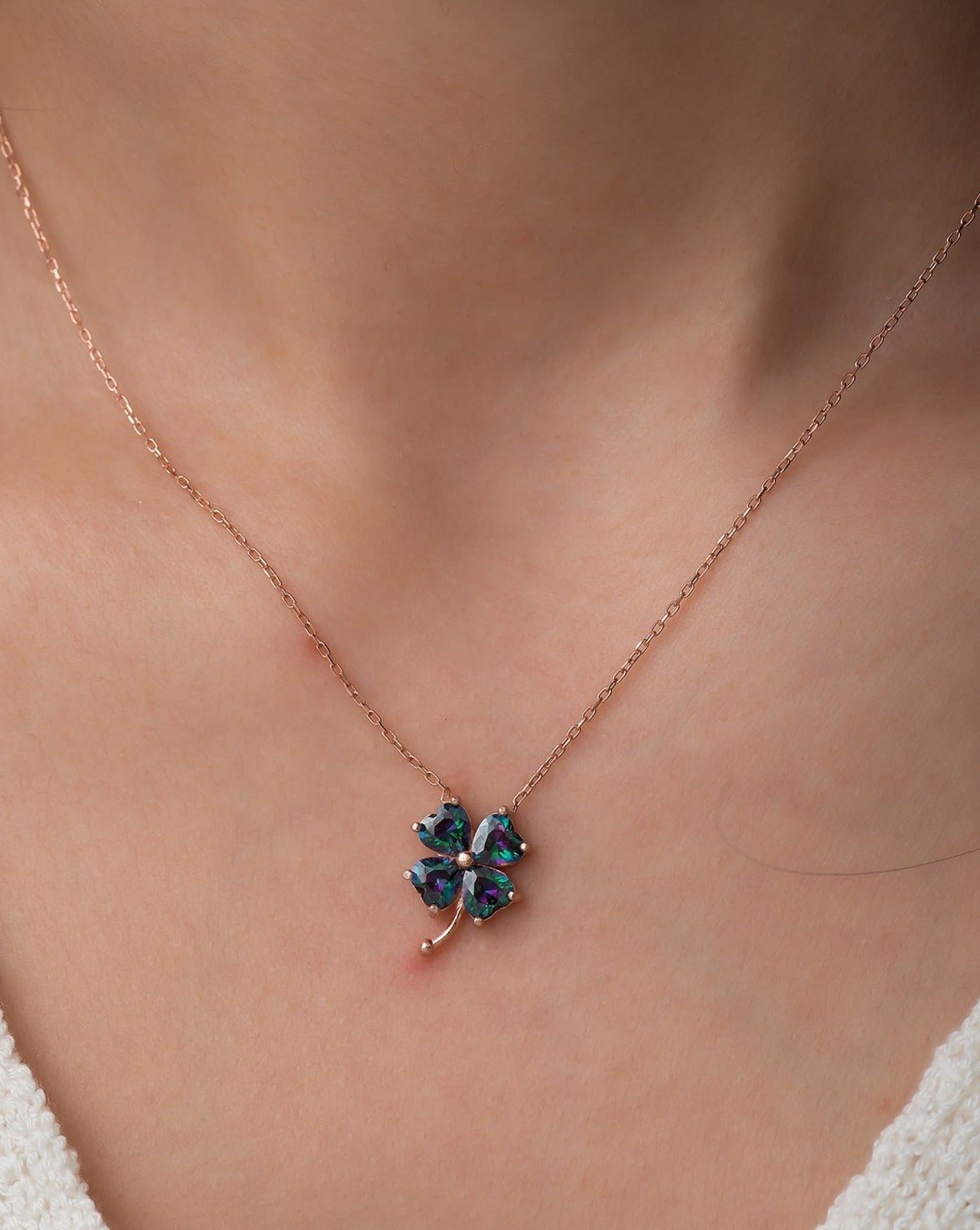 Luck Topaz Stone Flower Necklace - ARTSY SILVER