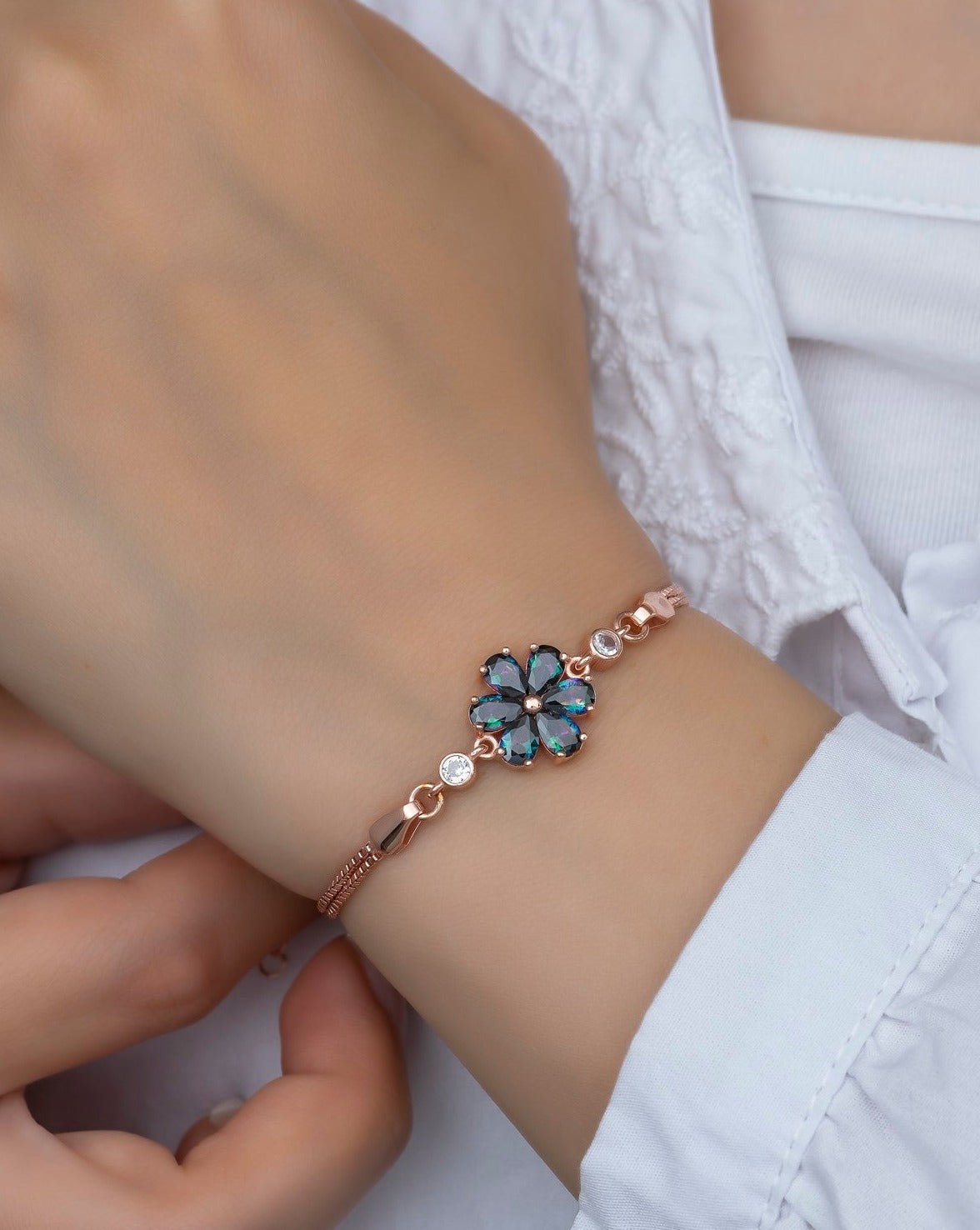 Mystic Blossom Bracelet - ARTSY SILVER