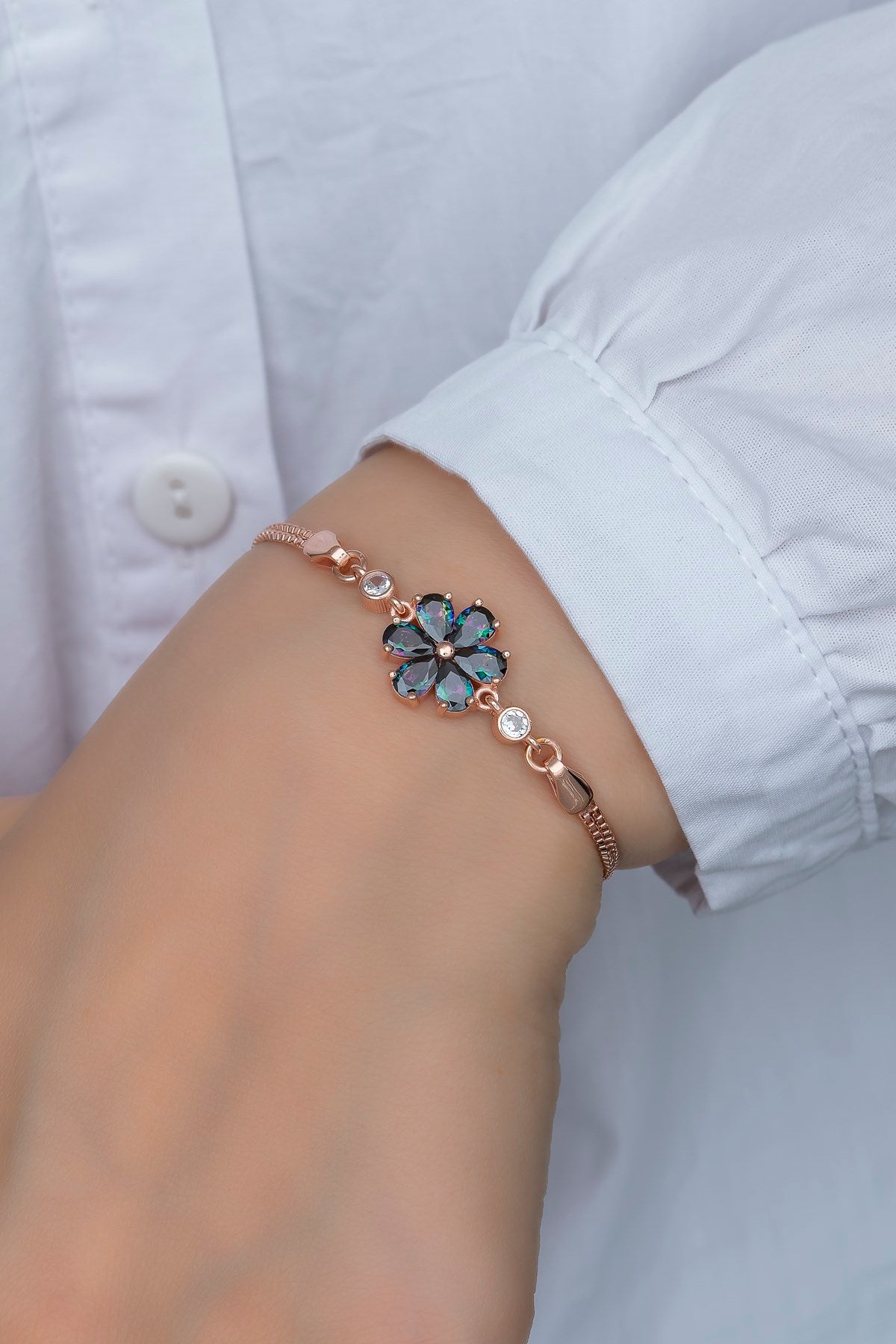 Mystic Blossom Bracelet - ARTSY SILVER