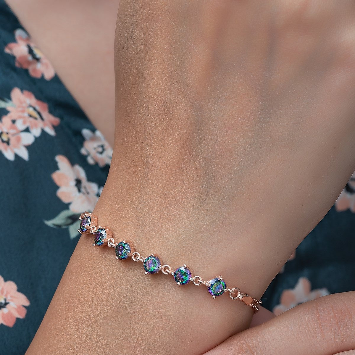 Moonlit Mystic Topaz Stone Bracelet - ARTSY SILVER