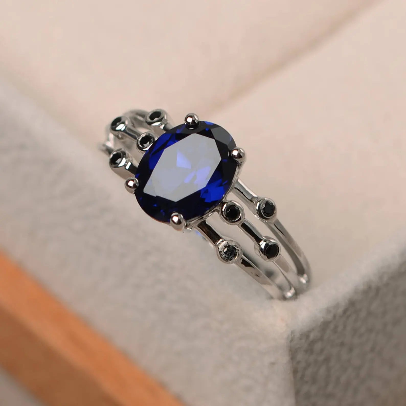 Oval Cut Blue Sapphire Stone Ring