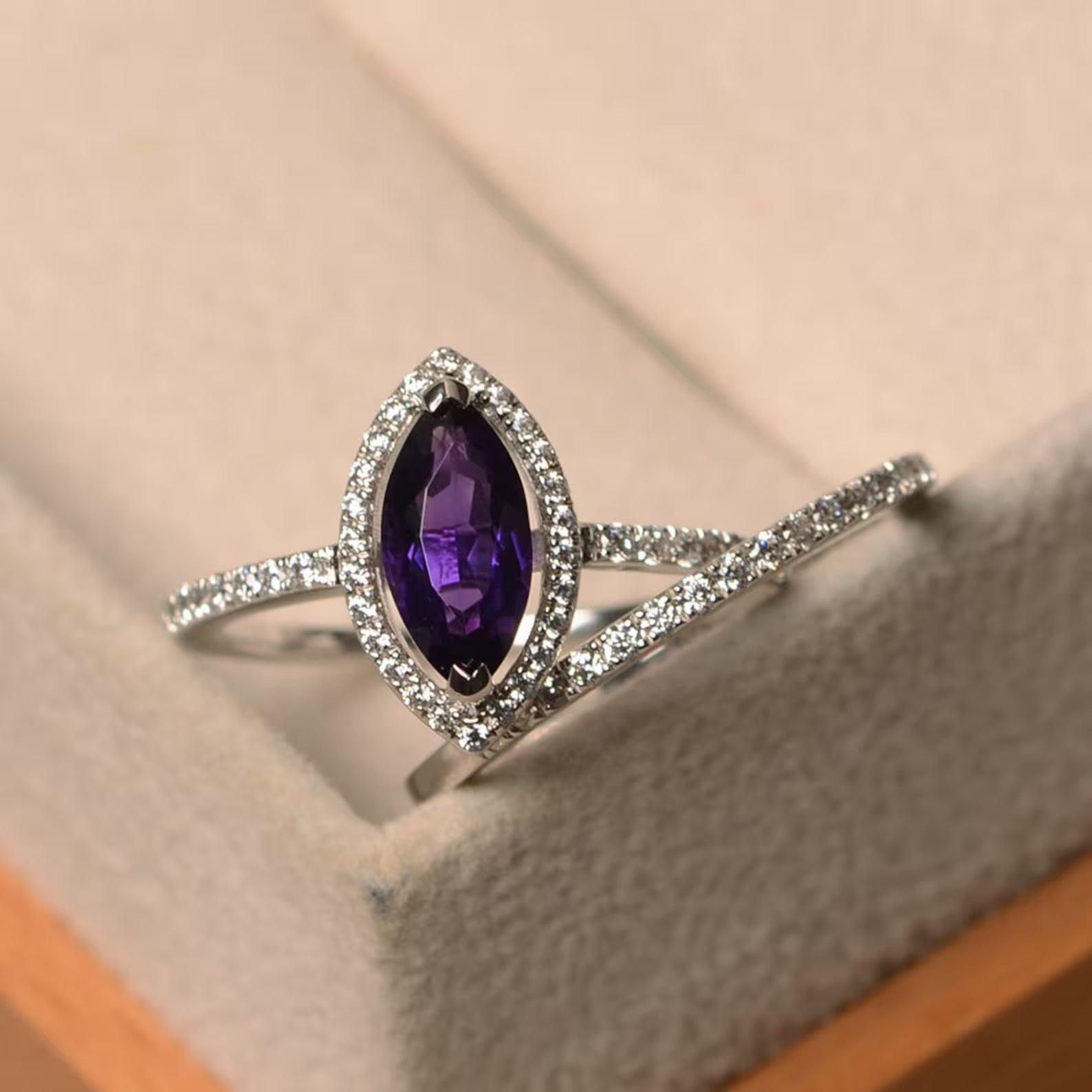 Violet Amethyst Silver 2 set Ring