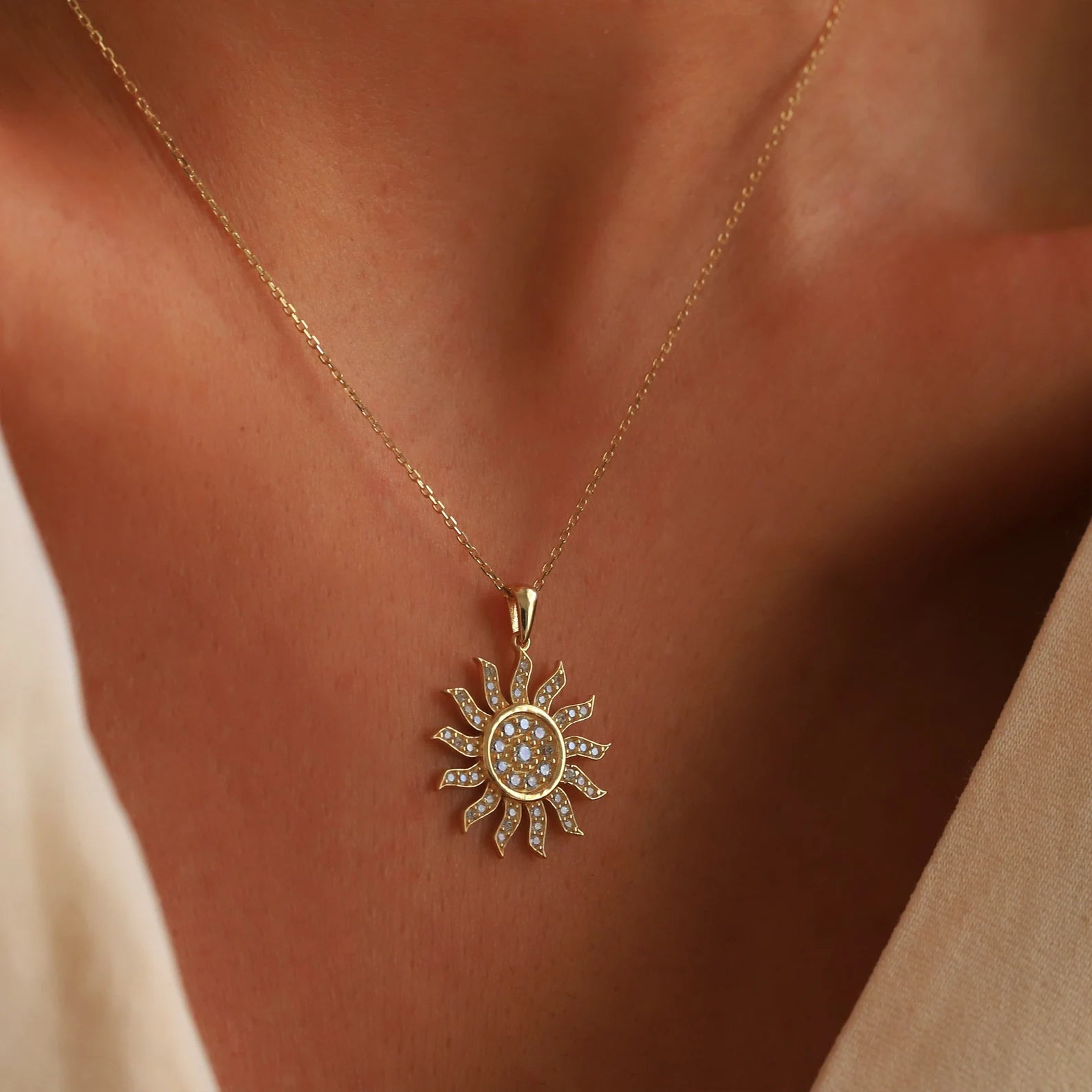 Sun Celestial Necklace and Bracelet Set - ARTSY SILVER