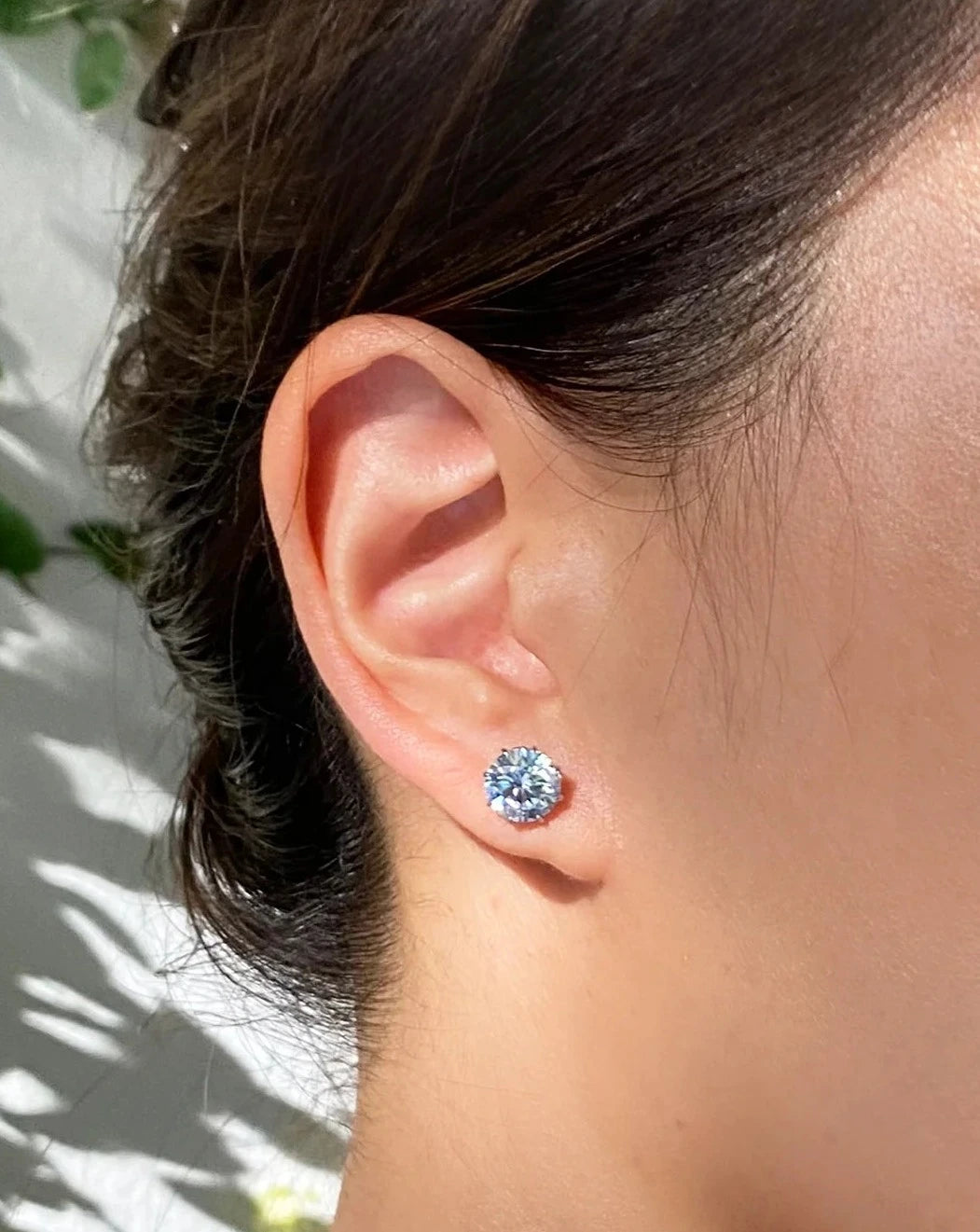 8mm round white zircon stone earrings