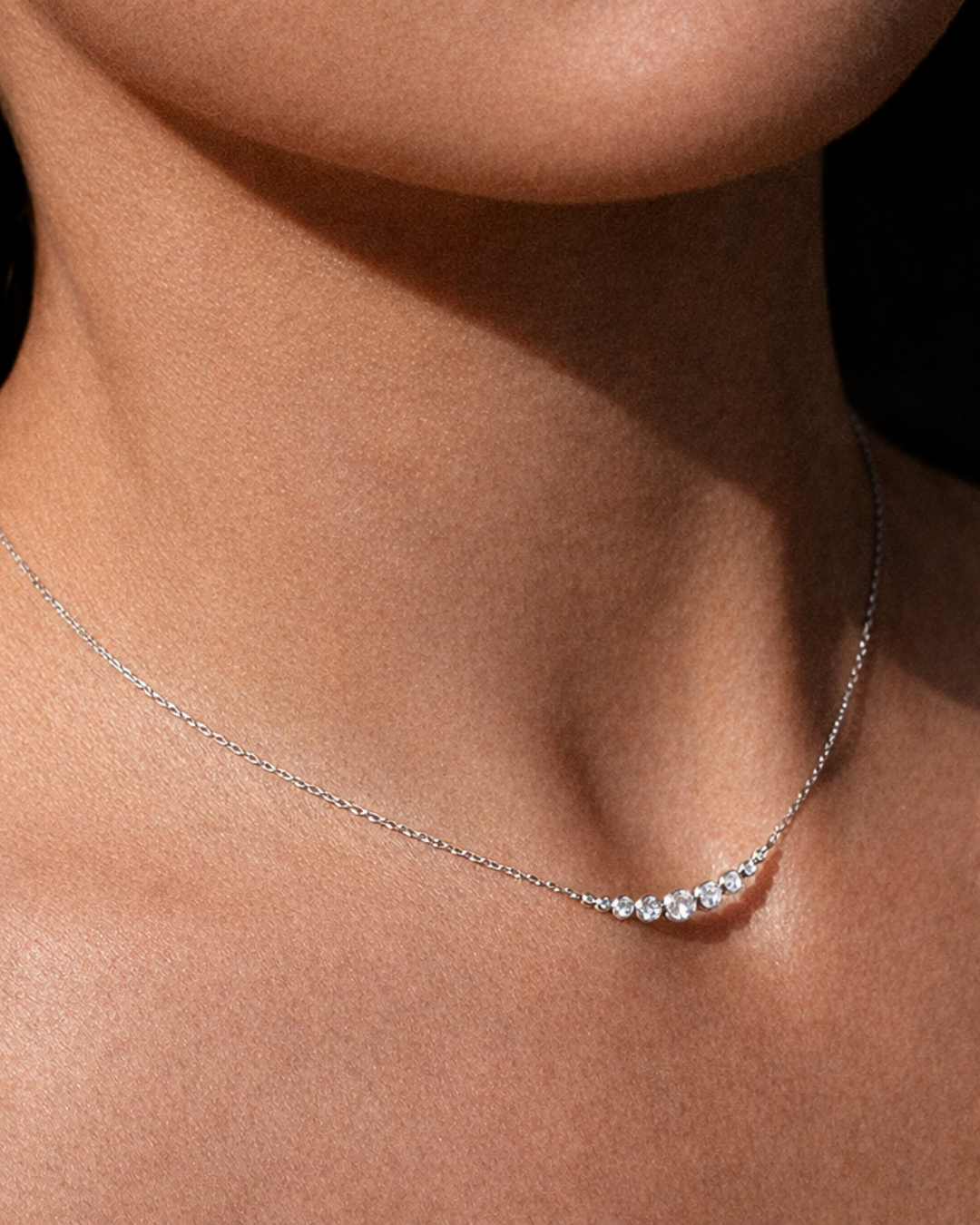 9 Round Sones Necklace Silver - ARTSY SILVER