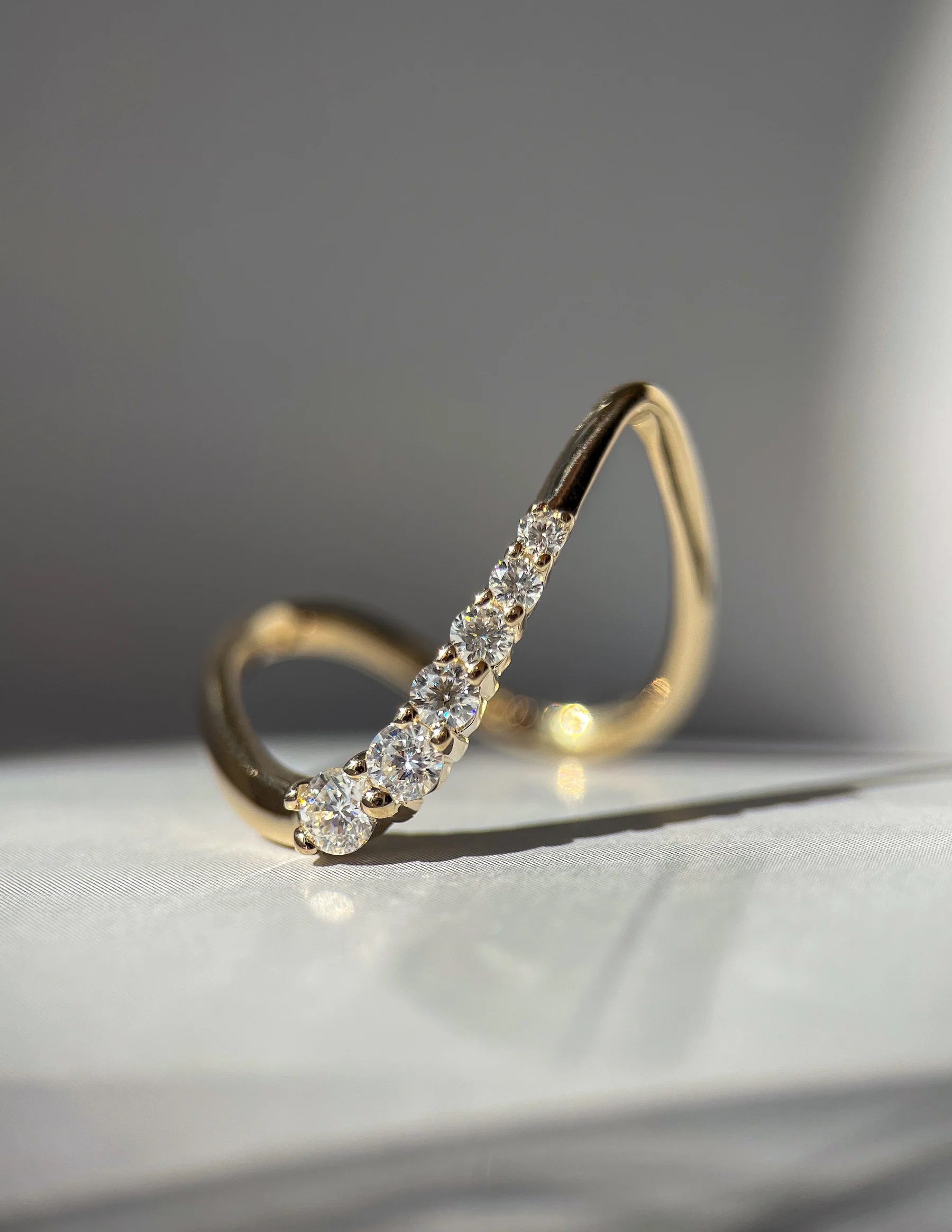 Architect Curved Ring - ARTSY SILVER