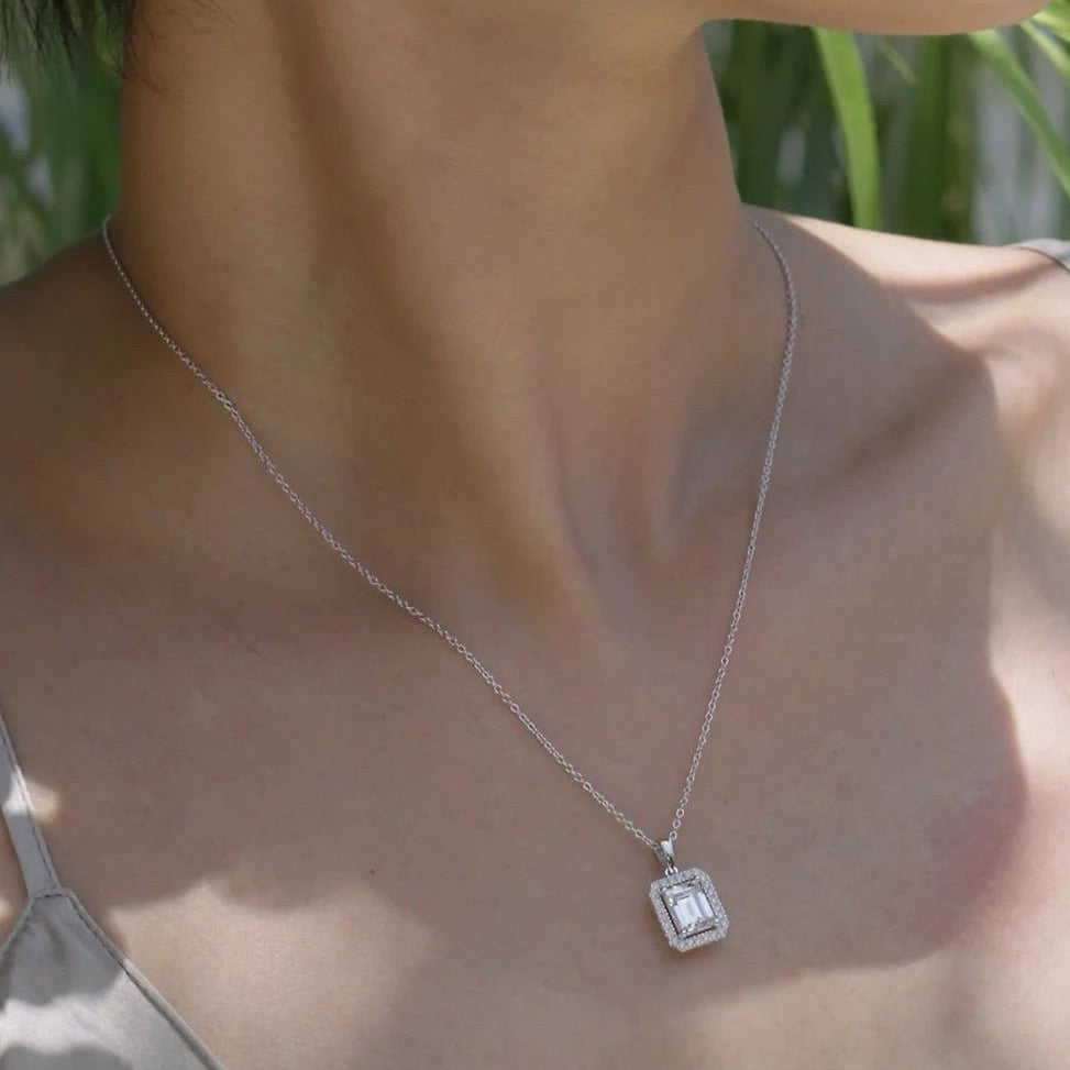 Alice Borderset Zircon Necklace - ARTSY SILVER