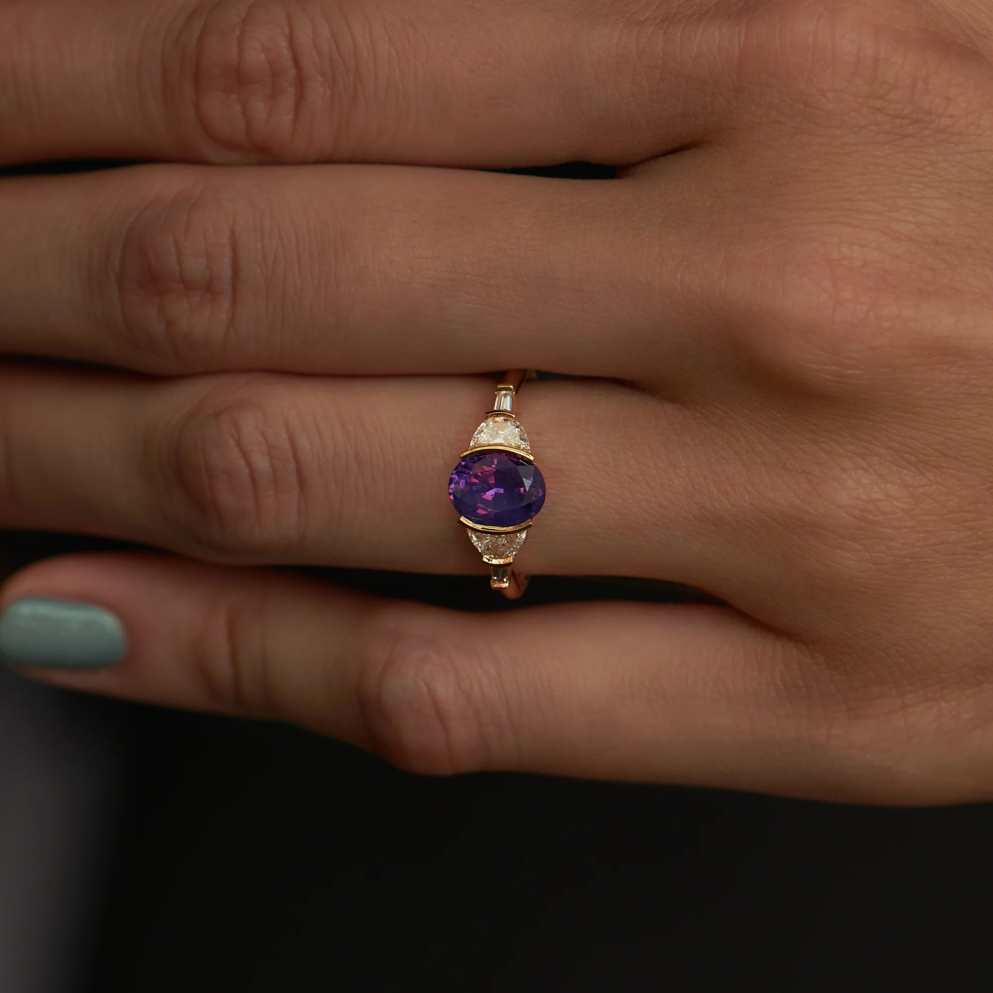 Sedna Amethyst Oval Cut Ring - ARTSY SILVER