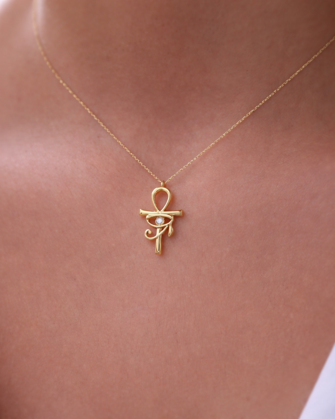 قلادة مفتاح الحياه