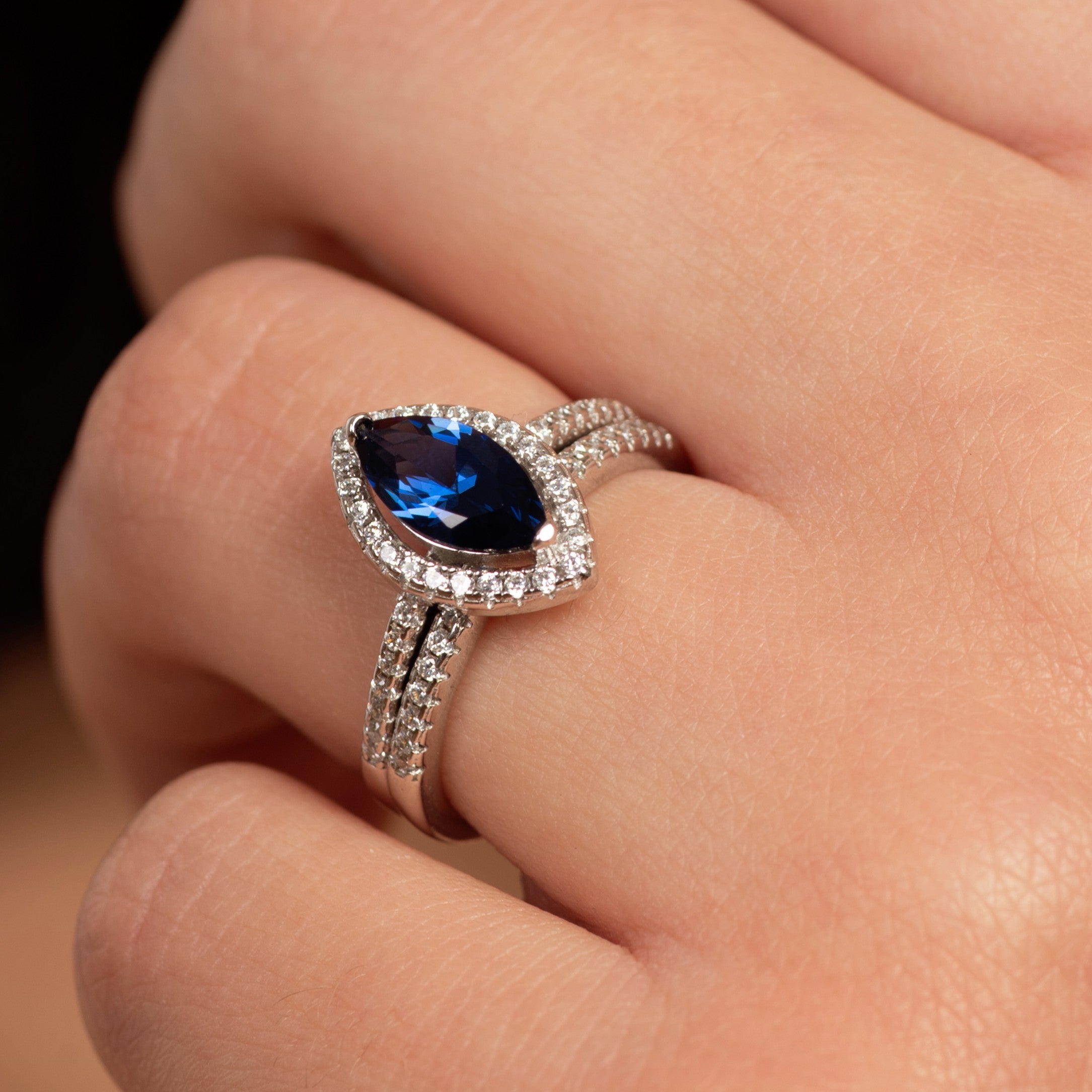 Anniversary Blue Sapphire 2 set Ring