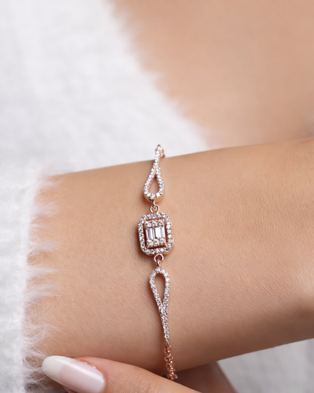 Baguette Stone Solitaire Rose Gold Bracelet