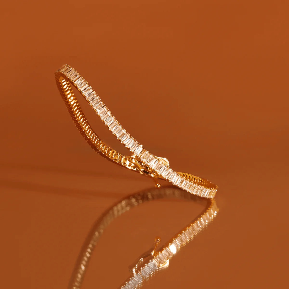 <tc>سوار&nbsp;White Baguette Tennis</tc>