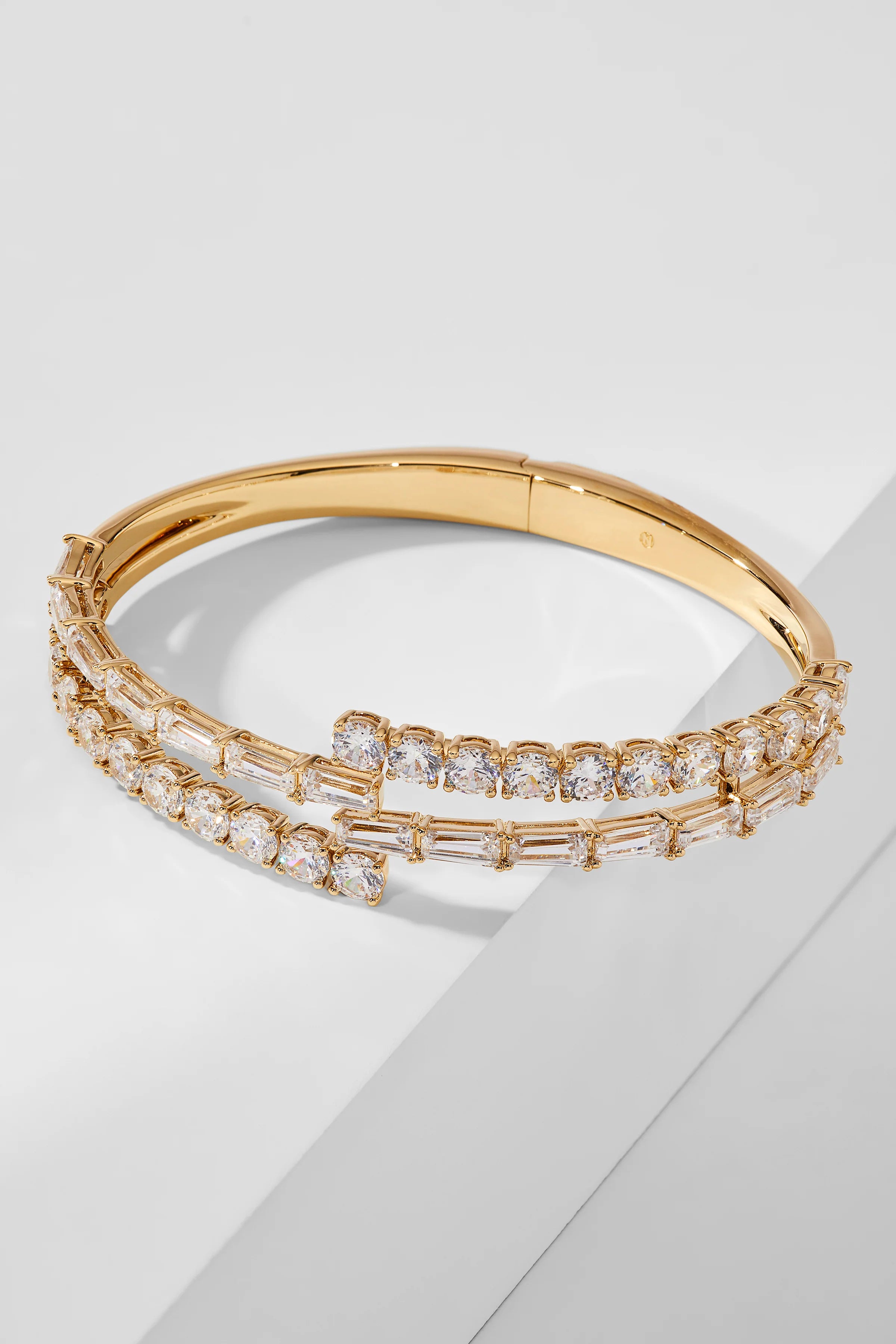 Baguette & Round Stones Bangle - ARTSY SILVER
