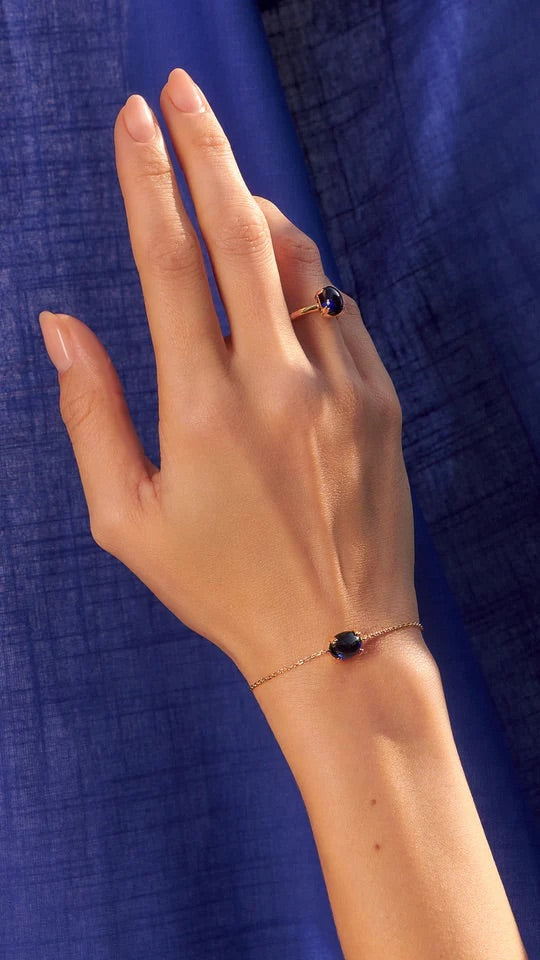 سوار حجر الياقوت اللامع