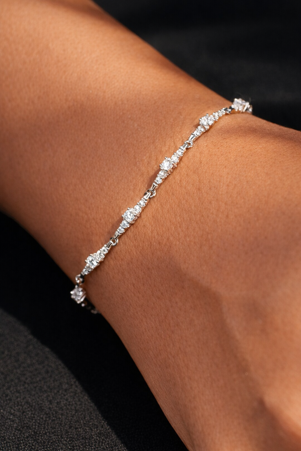 Twinkled Zircon Adjustable Bracelet