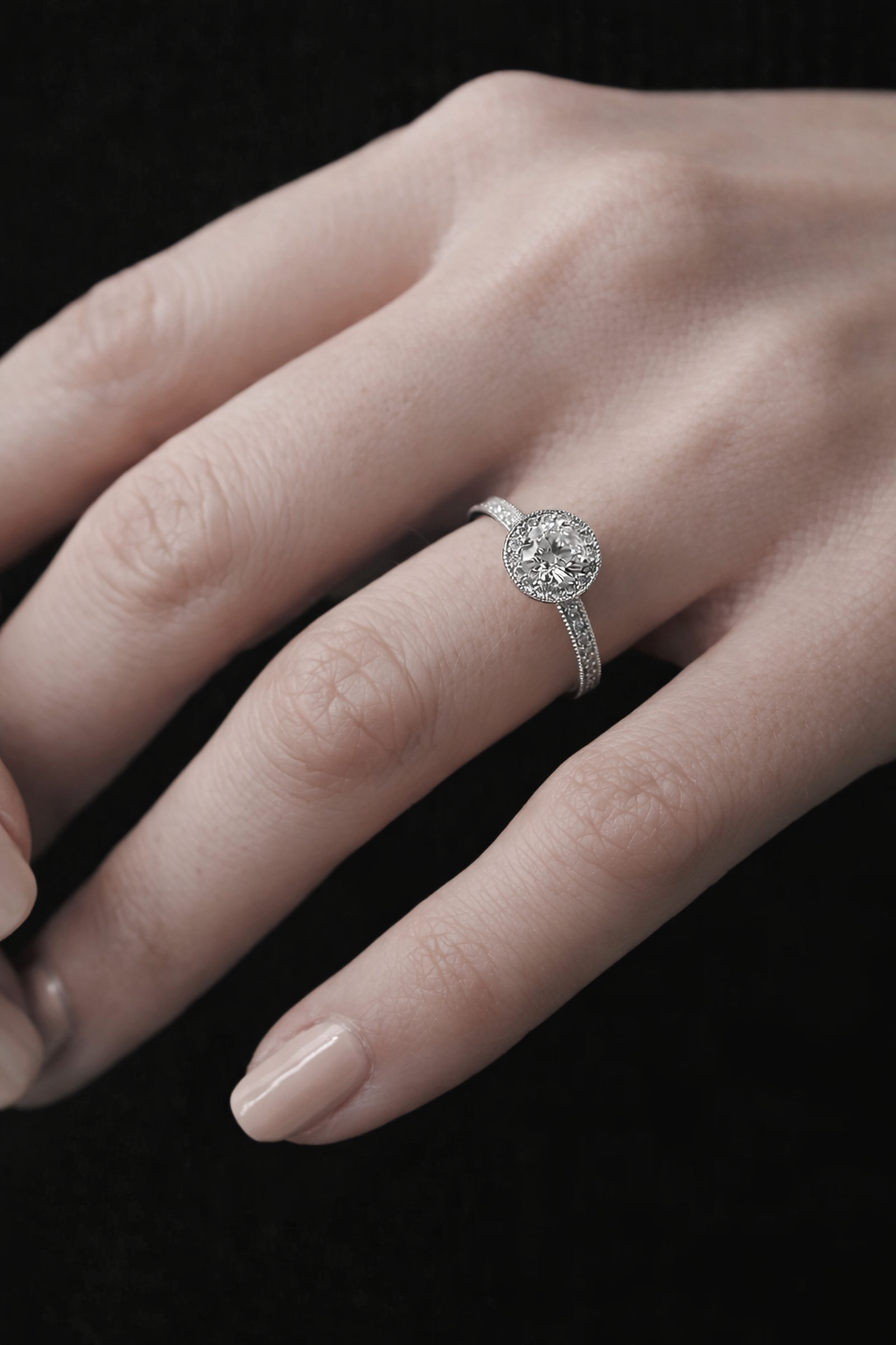 حلقة وعد cher Zircon