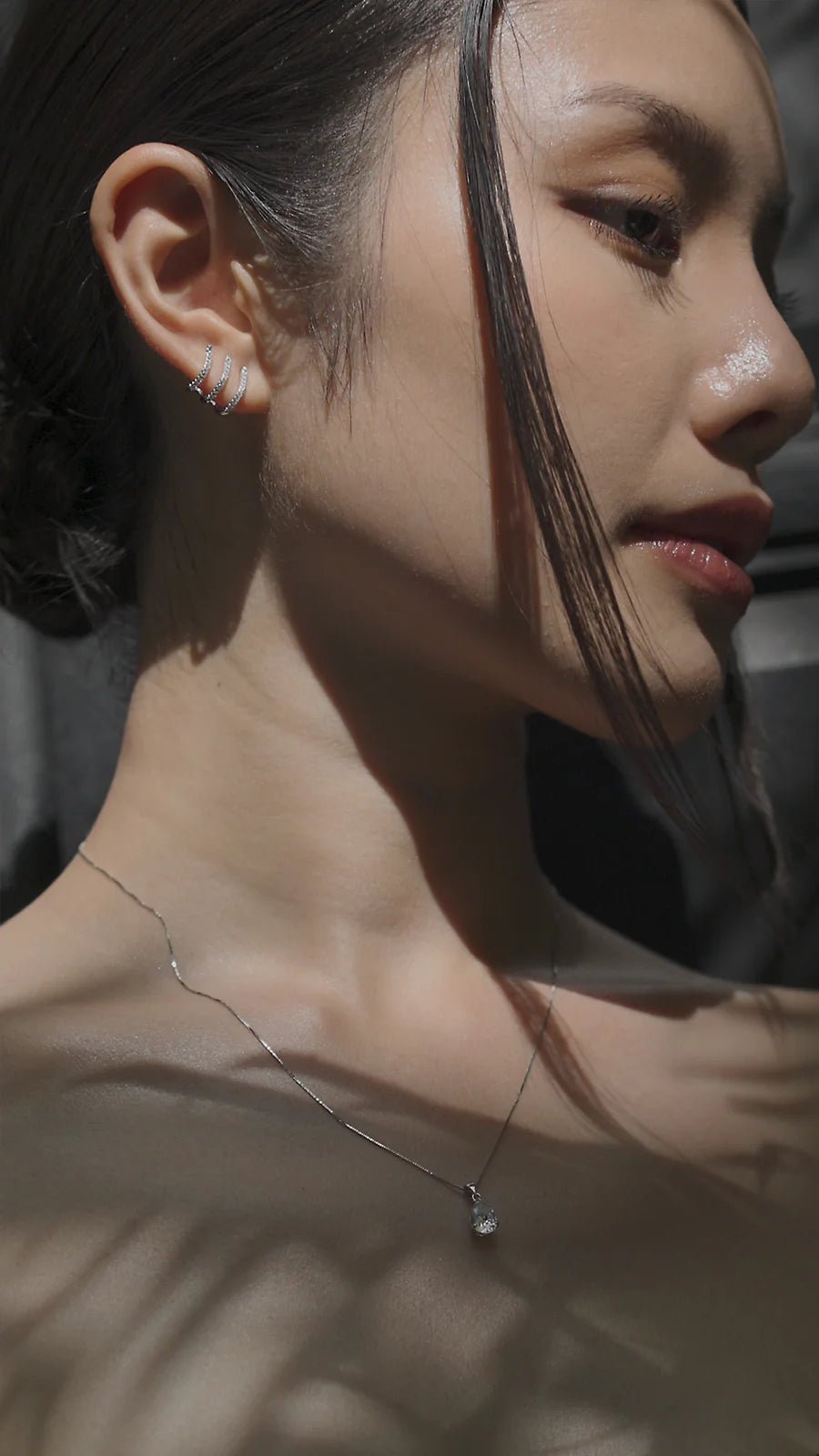 Chic Charm Silver Necklace - ARTSY SILVER