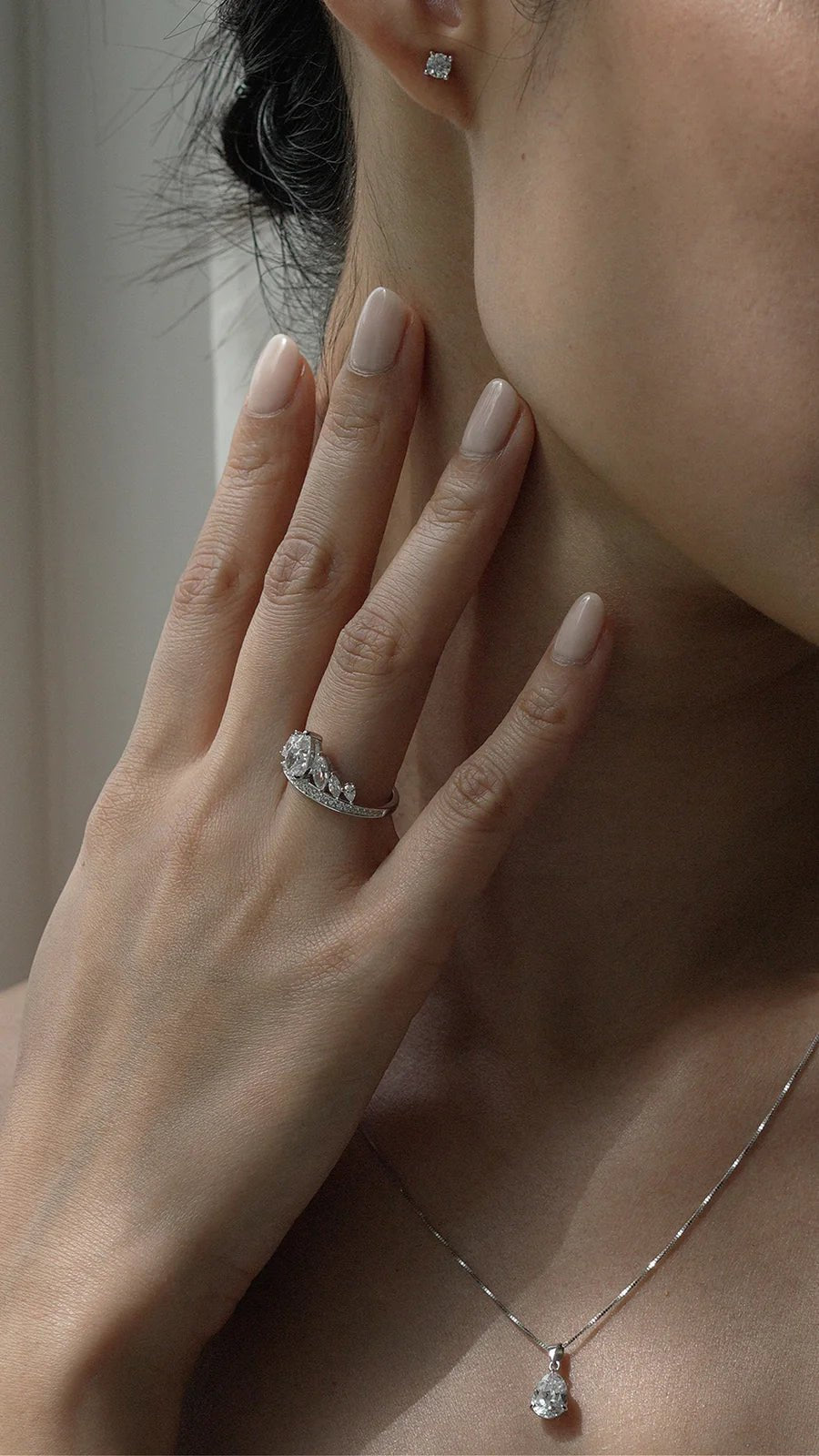 Chic Charm Silver Necklace - ARTSY SILVER