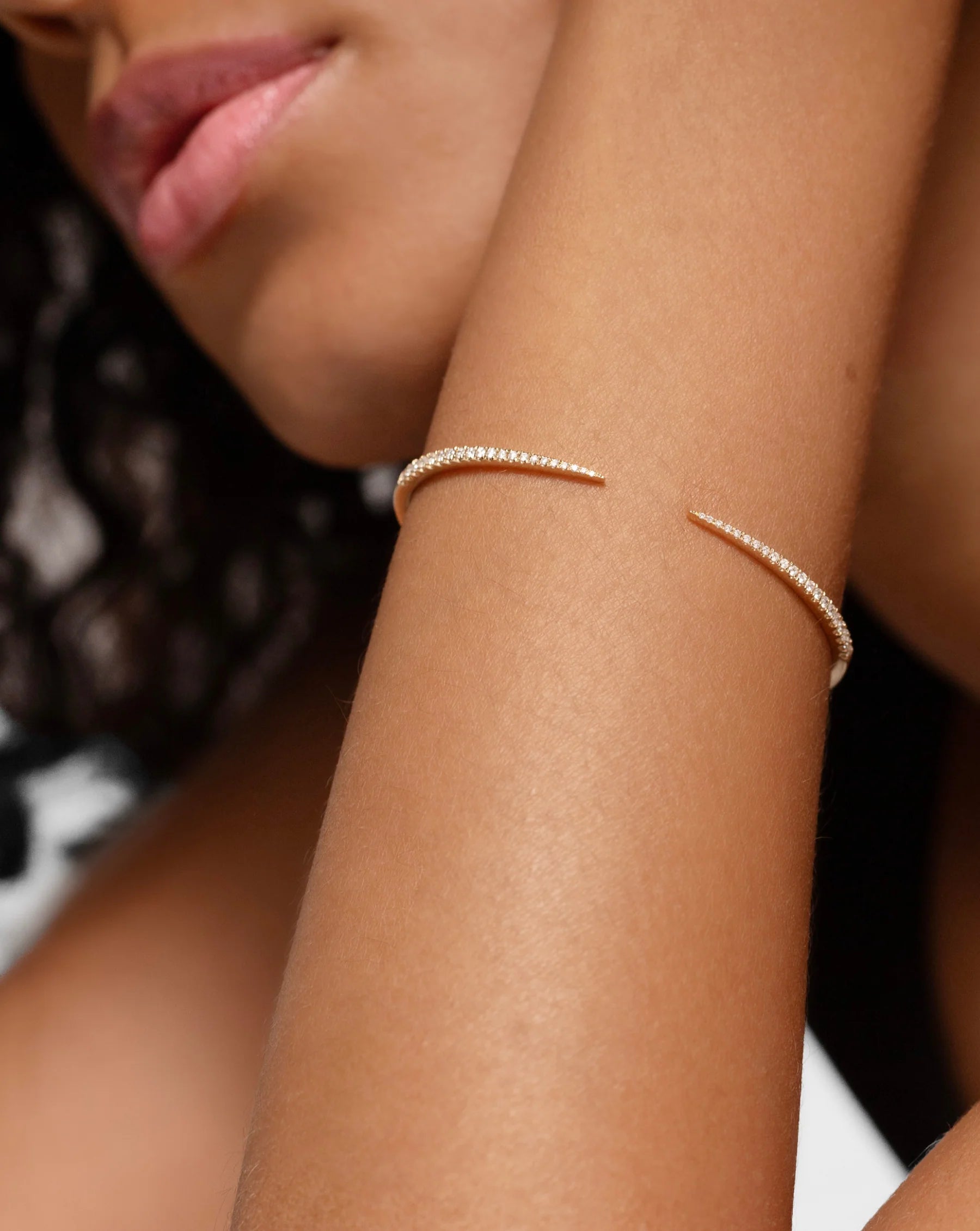 Dainty Glow Open Cuff