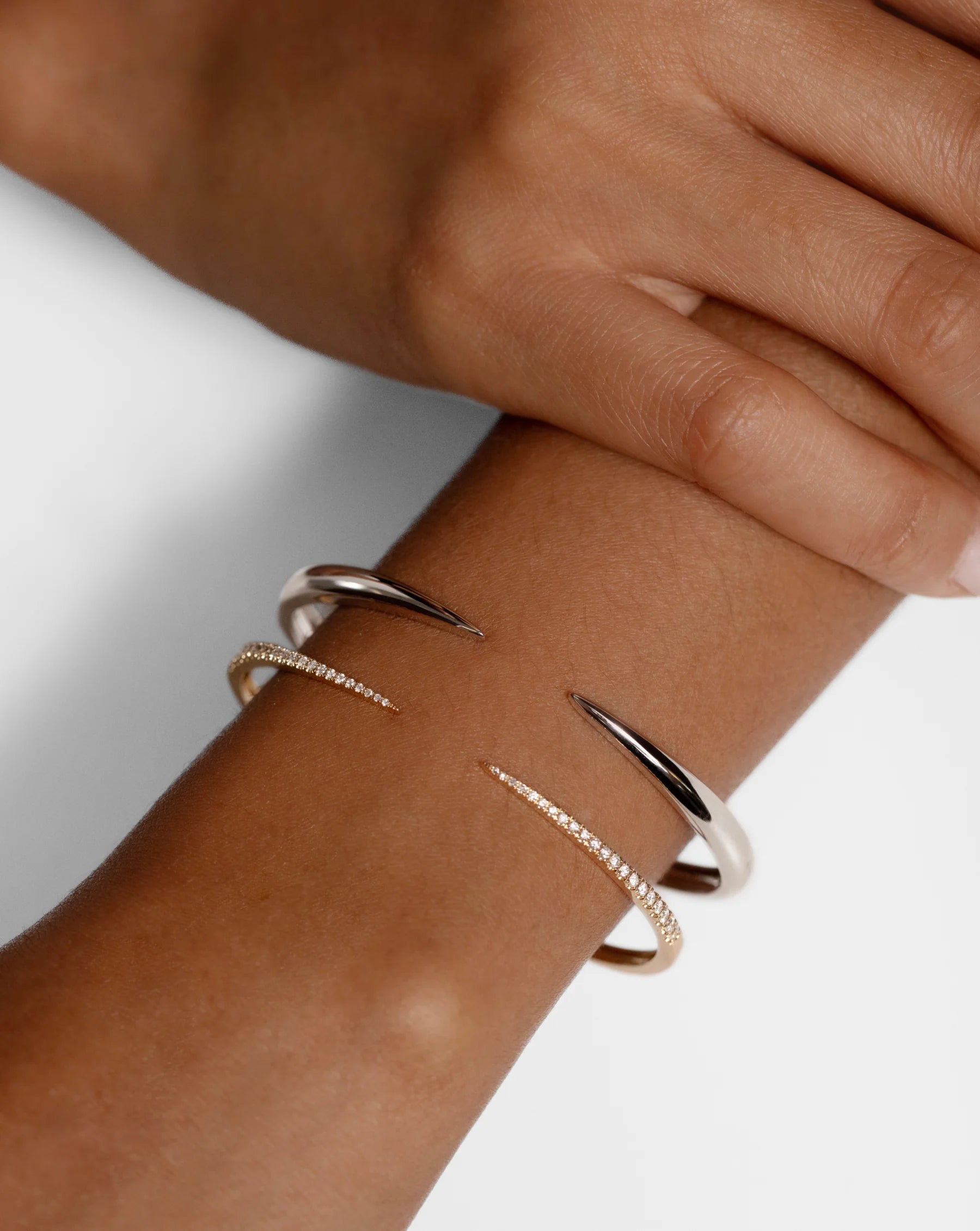 Dainty Glow Open Cuff