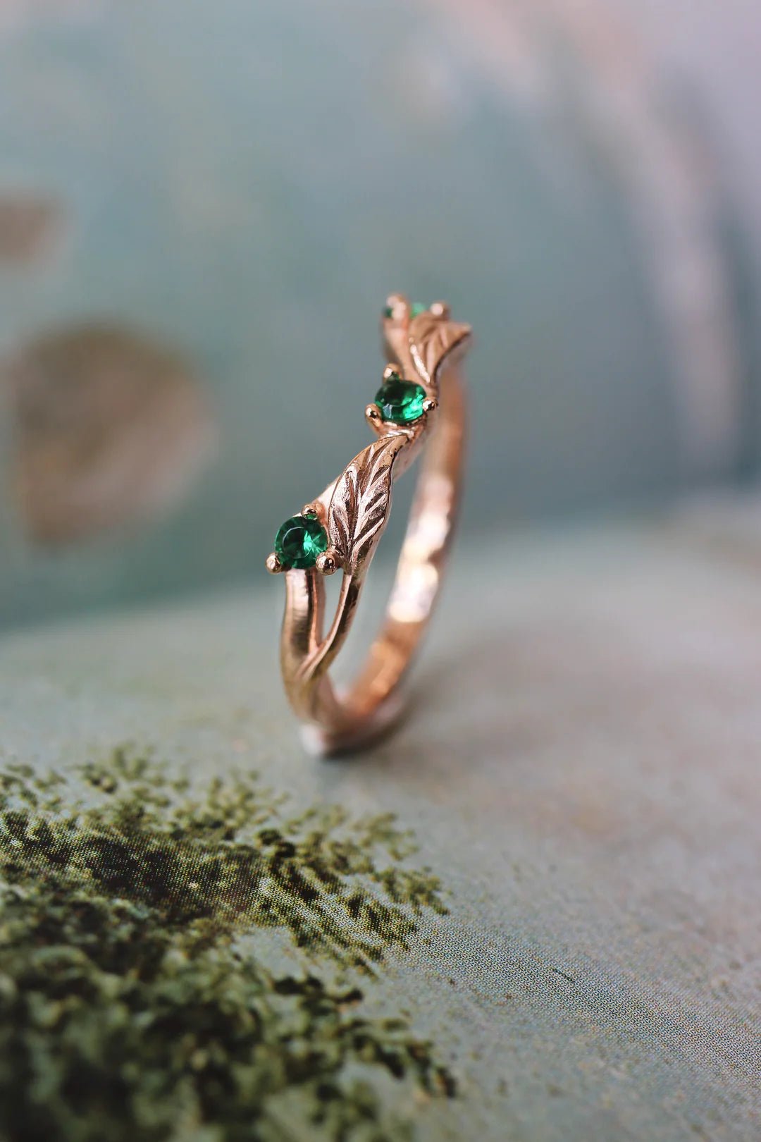 Curved Emerald Stone Band - ARTSY SILVER
