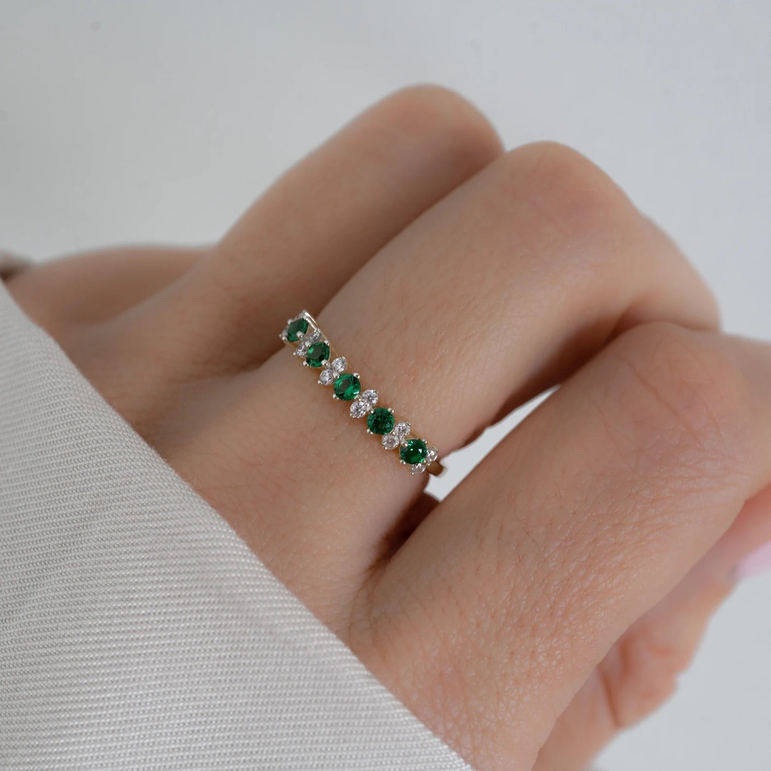 Emerald Lace Band - ARTSY SILVER
