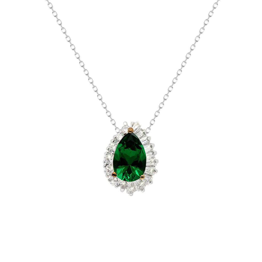 Emerald and baguette Stones NECKLACE