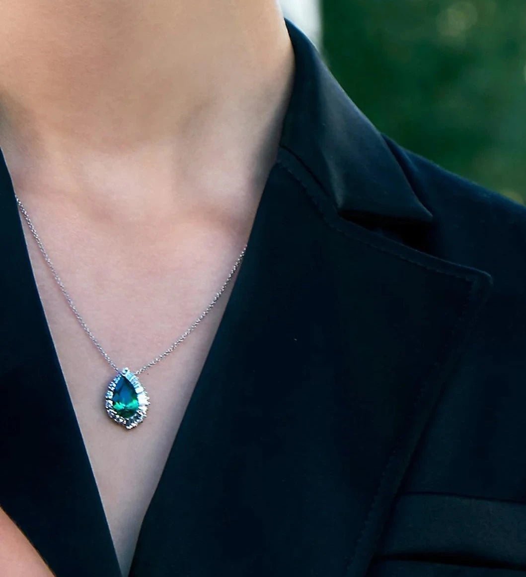 Emerald And Baguette Stones Necklace - ARTSY SILVER