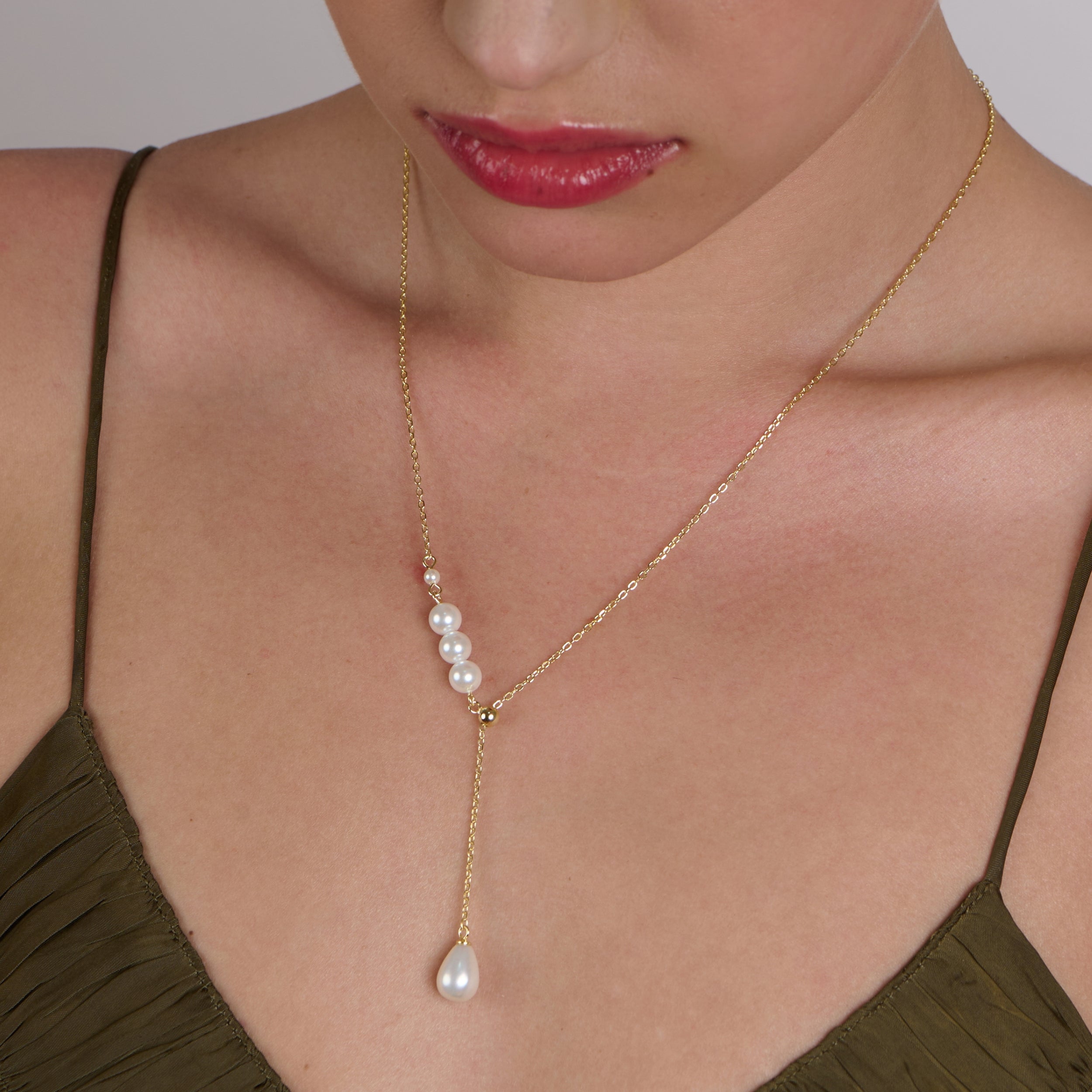 Florence Pearl Necklace