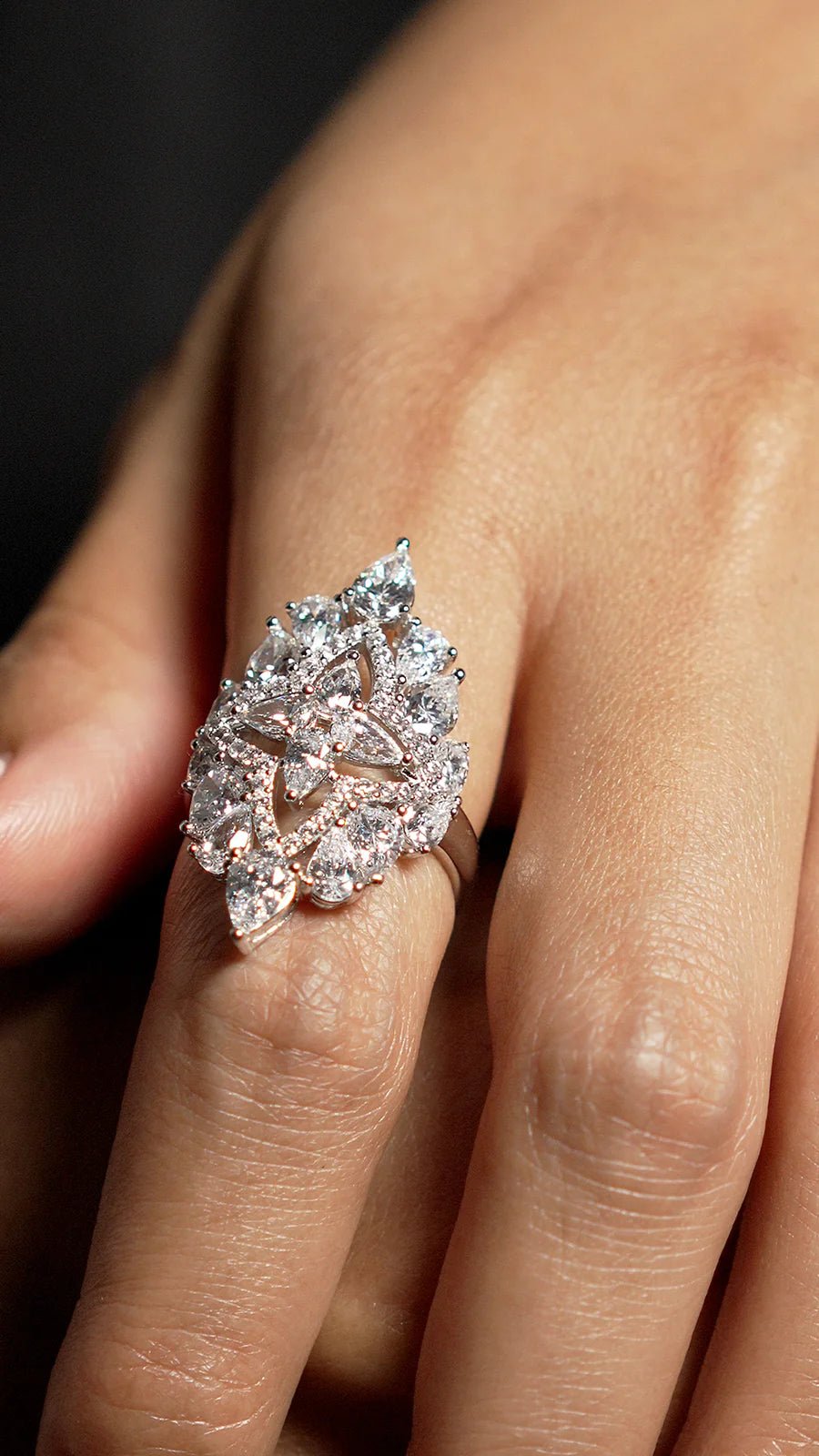 Frosty Glow Zircon Silver Ring - ARTSY SILVER