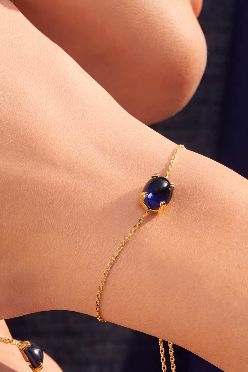 Glossy Cabochon Blue Bracelet