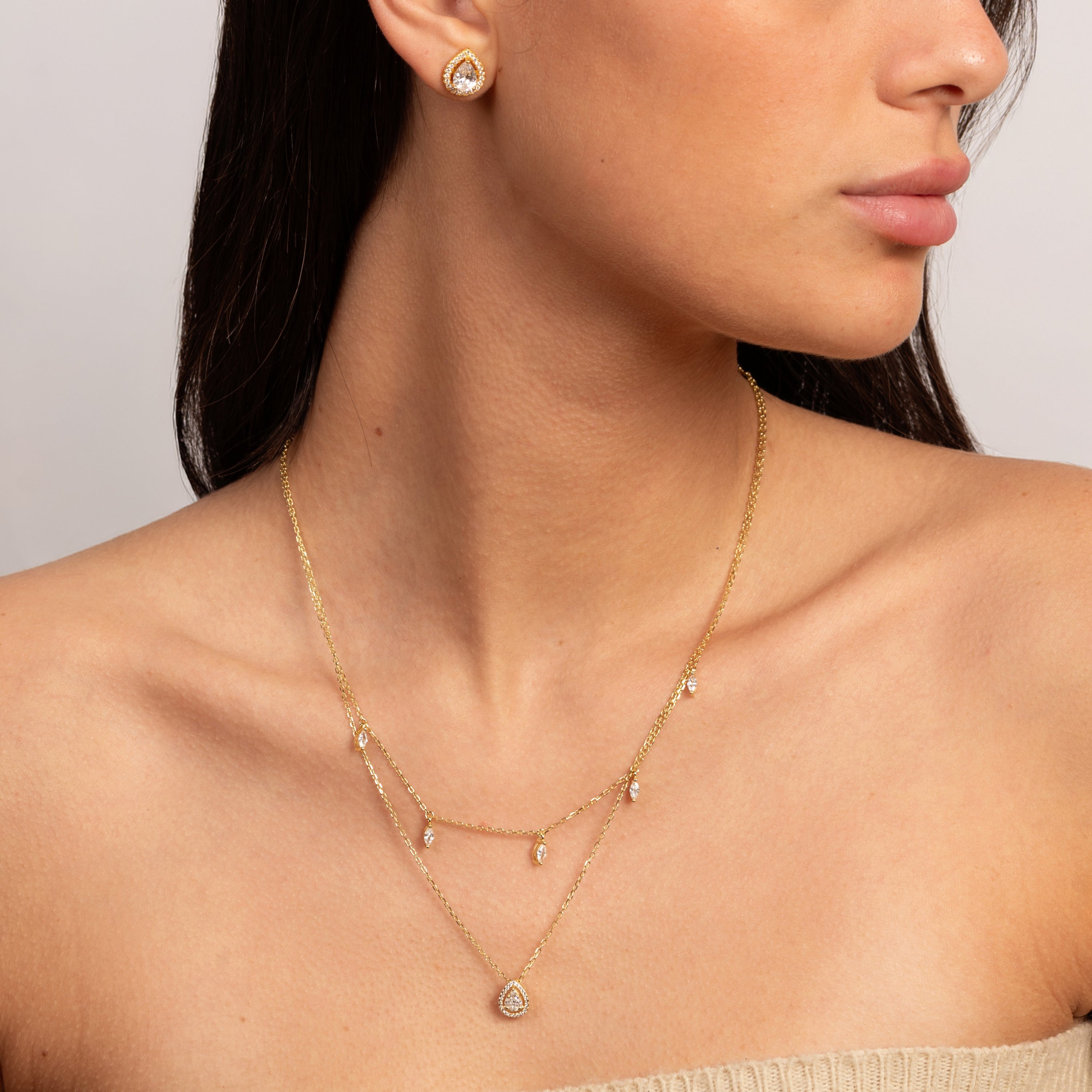 Layered & Shiny Necklace And Earring Set