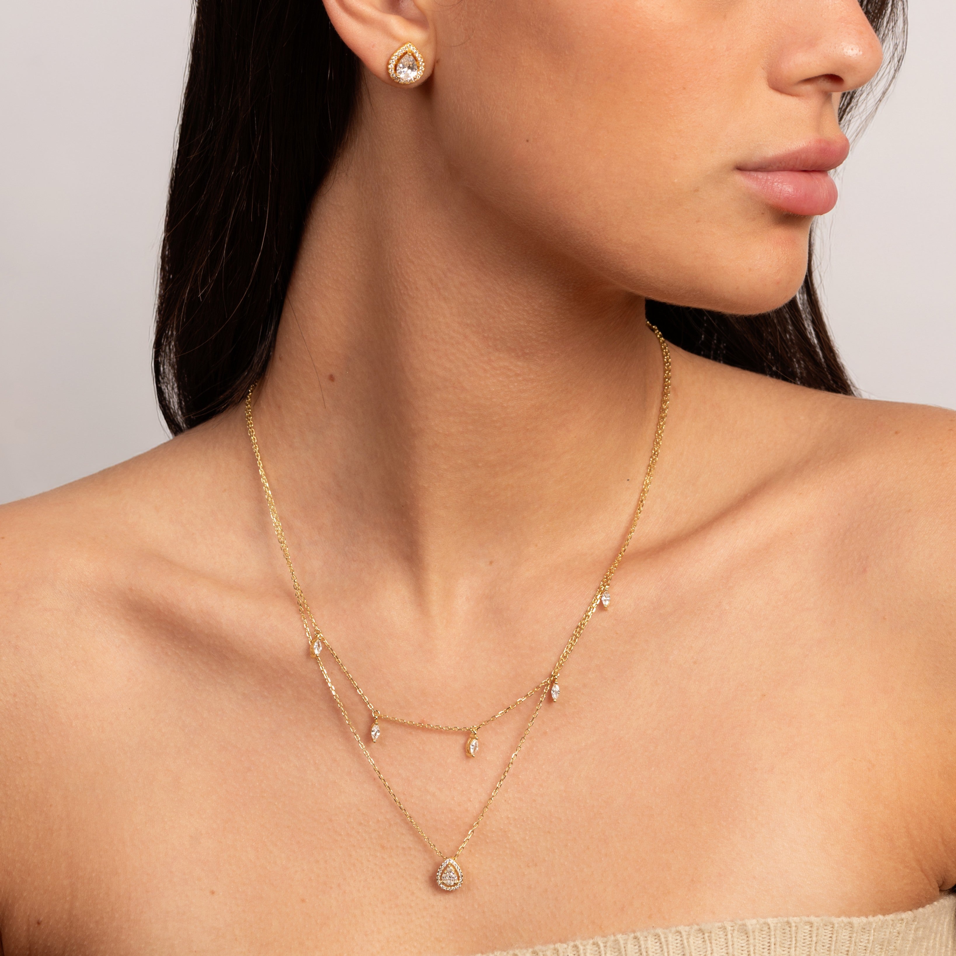 Layered & Shiny Necklace And Earring Set