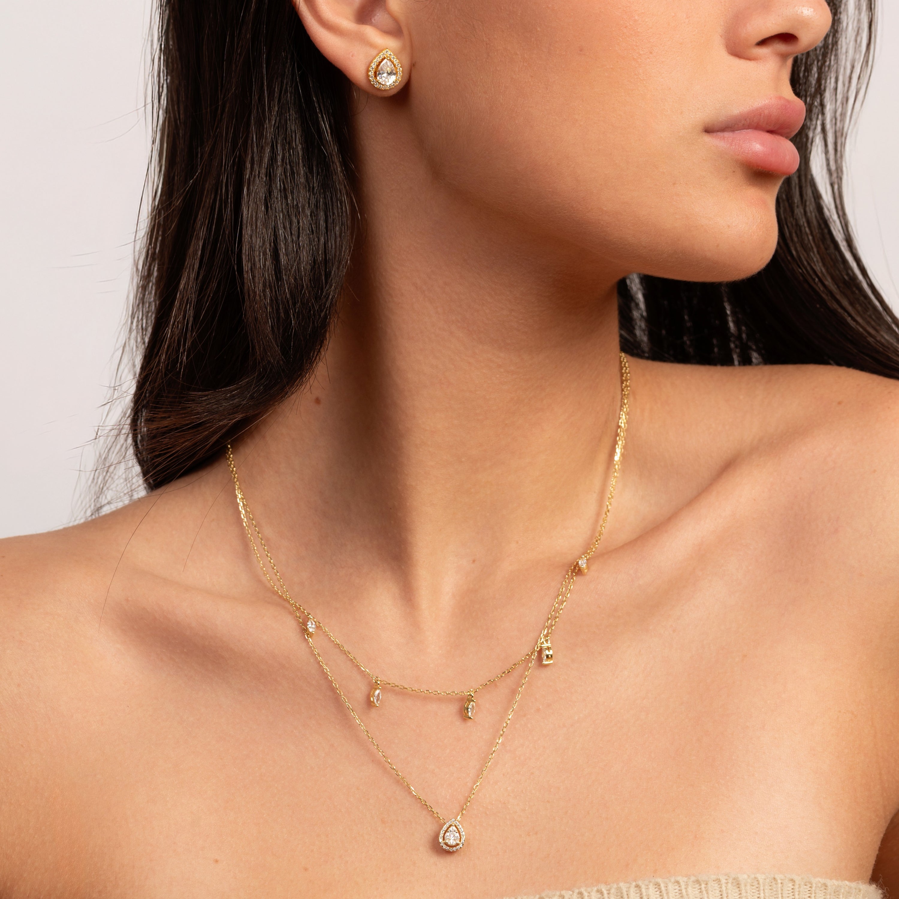 Layered & Shiny Necklace And Earring Set