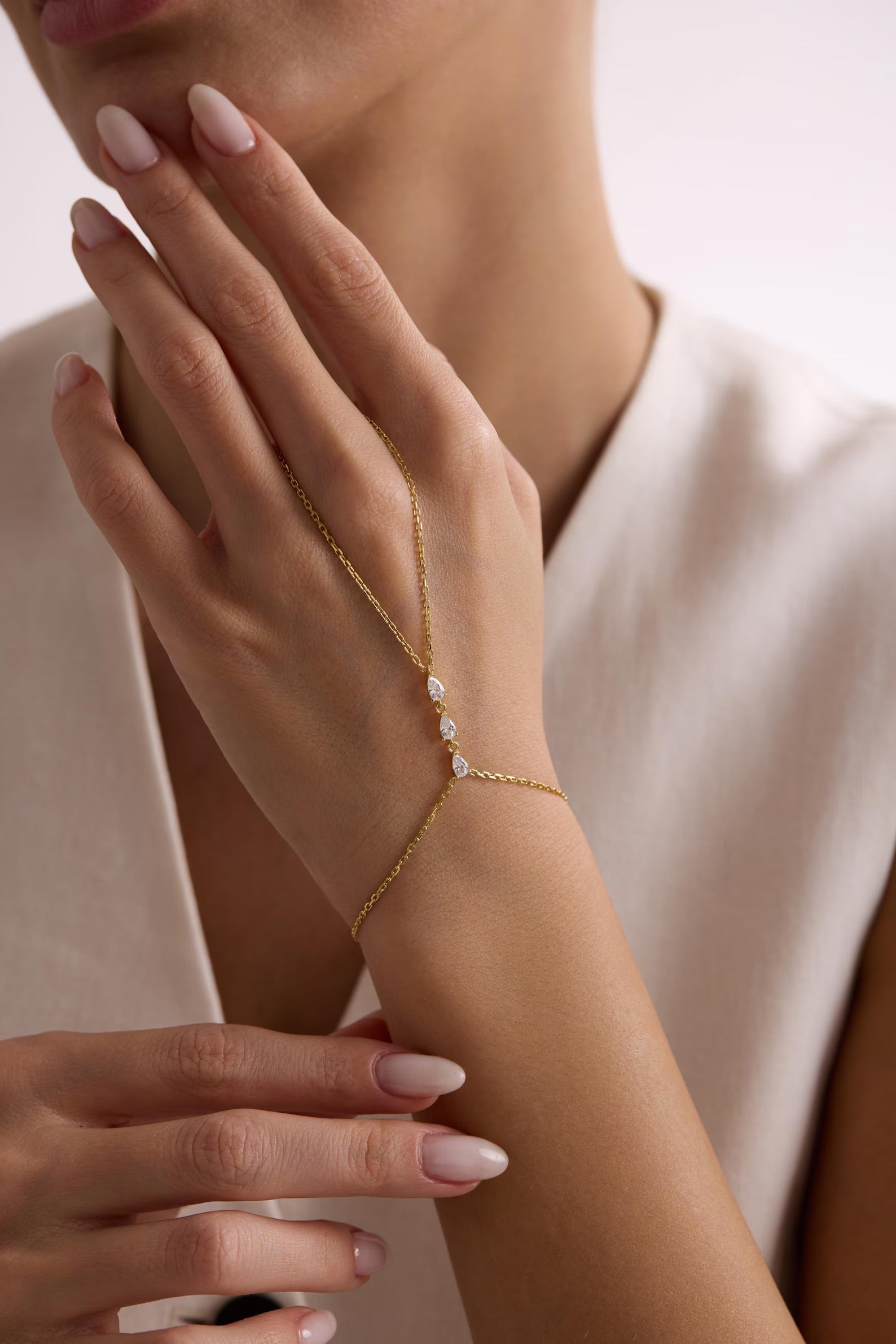 Sweet Nothing Hand Chain - ARTSY SILVER