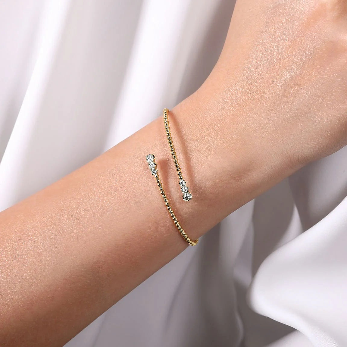 Graduating-Stone-Bangle