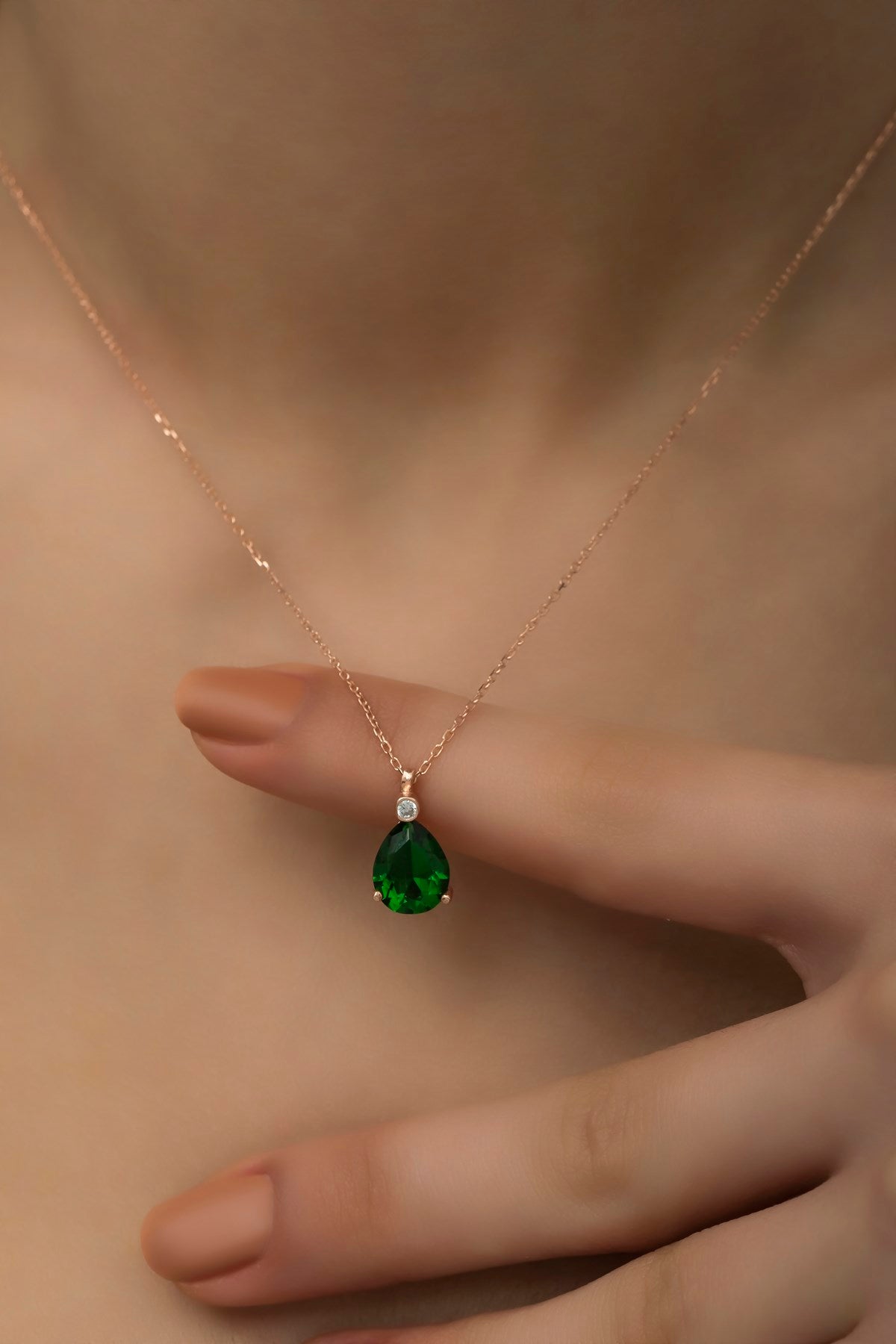 Green drop zircon stone necklace - ARTSY SILVER