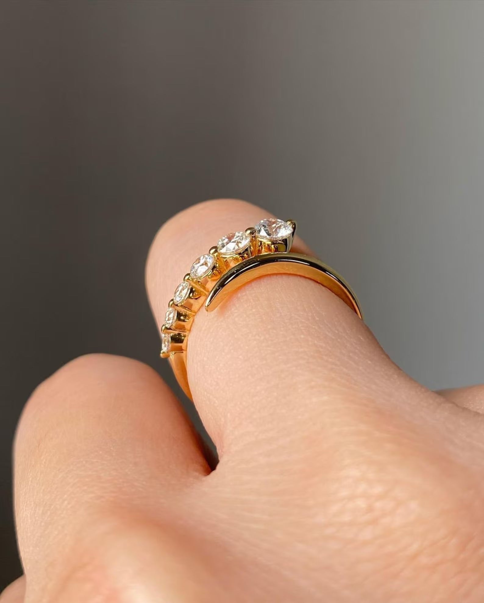 It Girl Zircon Stones Ring - ARTSY SILVER