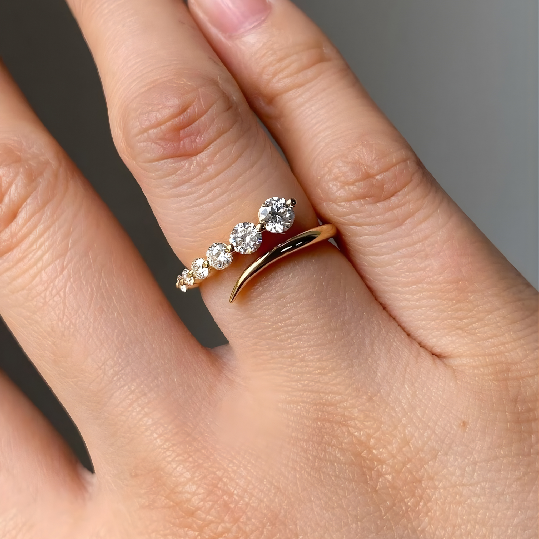 It Girl Zircon Stones Ring