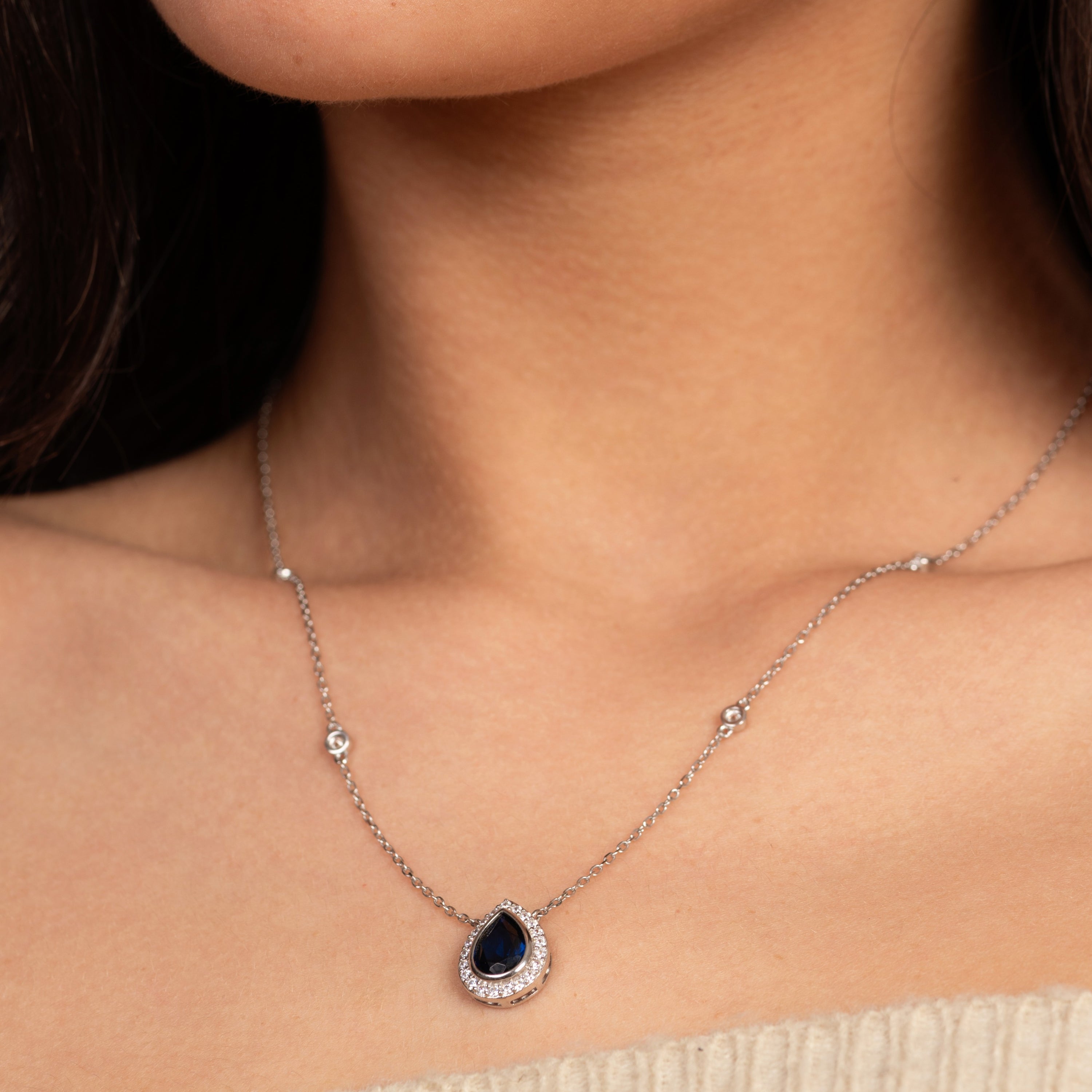 Lady Diana Blue Sapphire Necklace & Earring Set