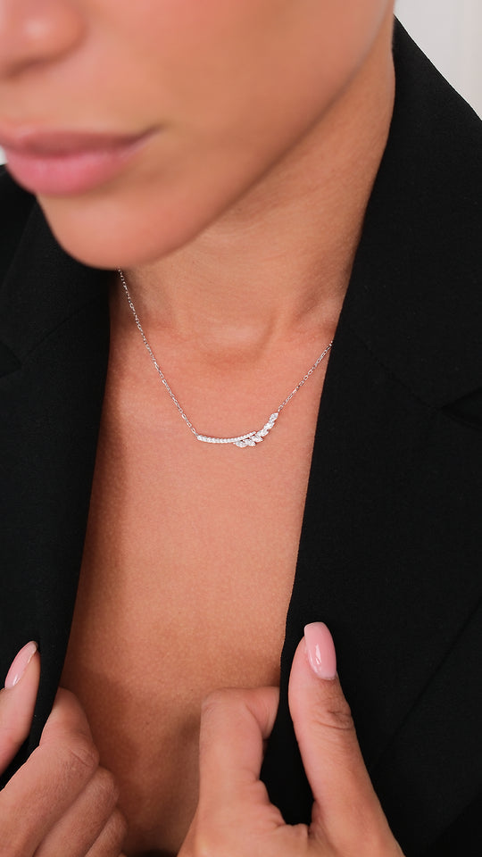 Leaf Zircon Silver Necklace