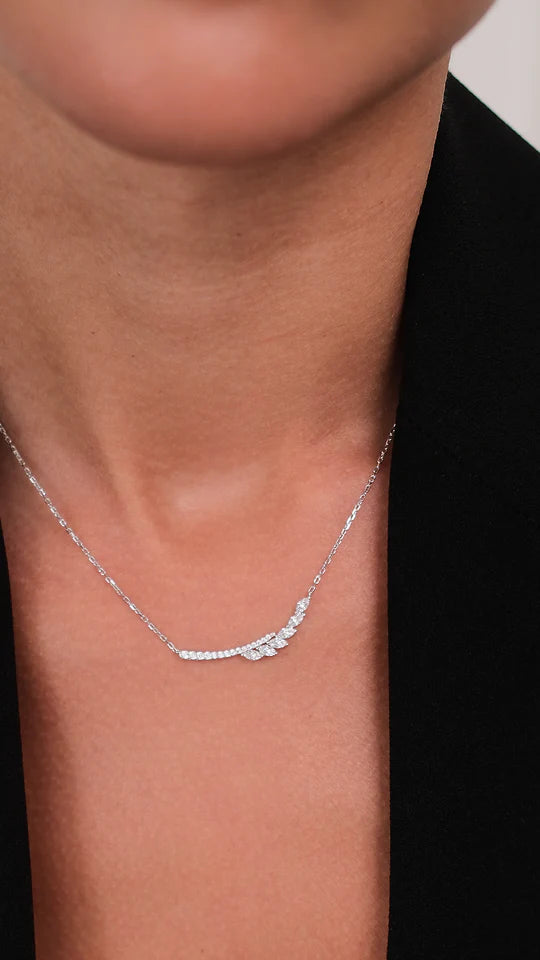 Leaf Zircon Silver Necklace