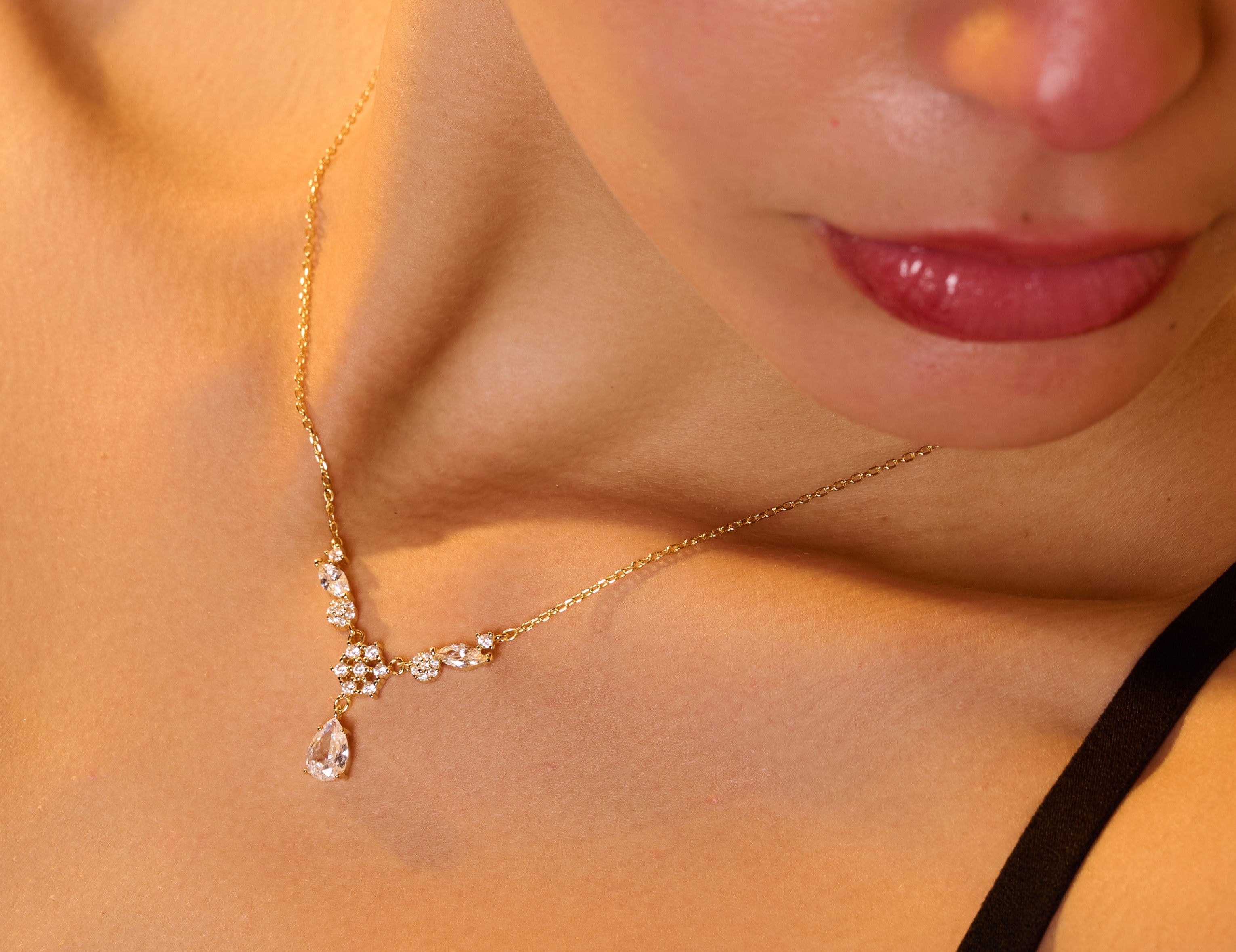 Liora Floral Frontal Necklace