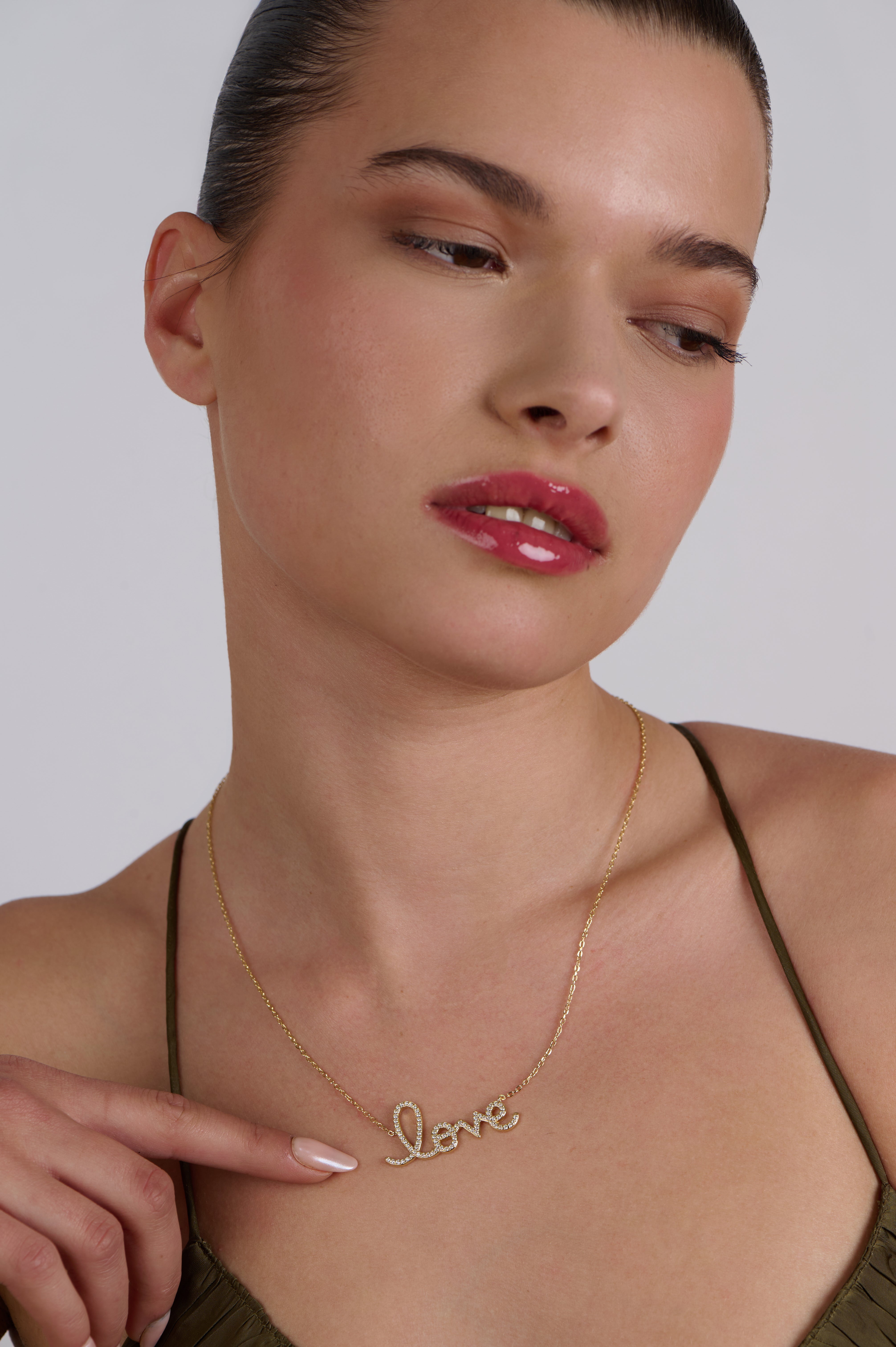 Love White Zircon Necklace
