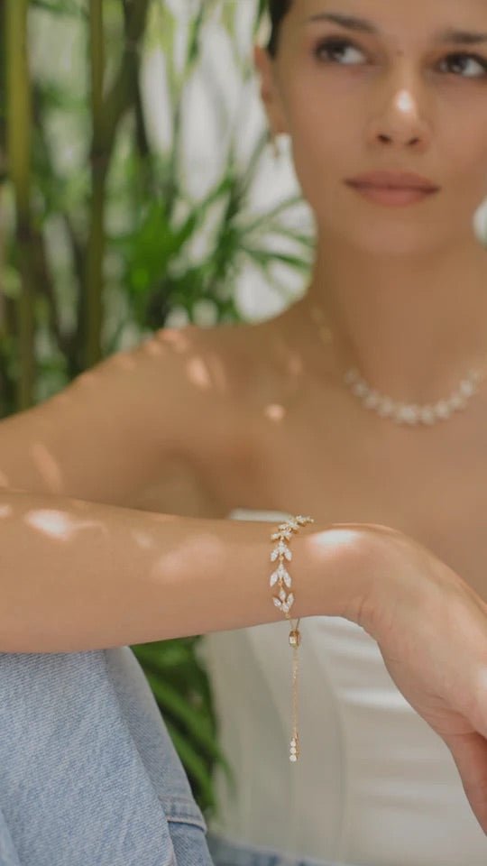 Enchanted Gold Plated Bracelet - ARTSY SILVER