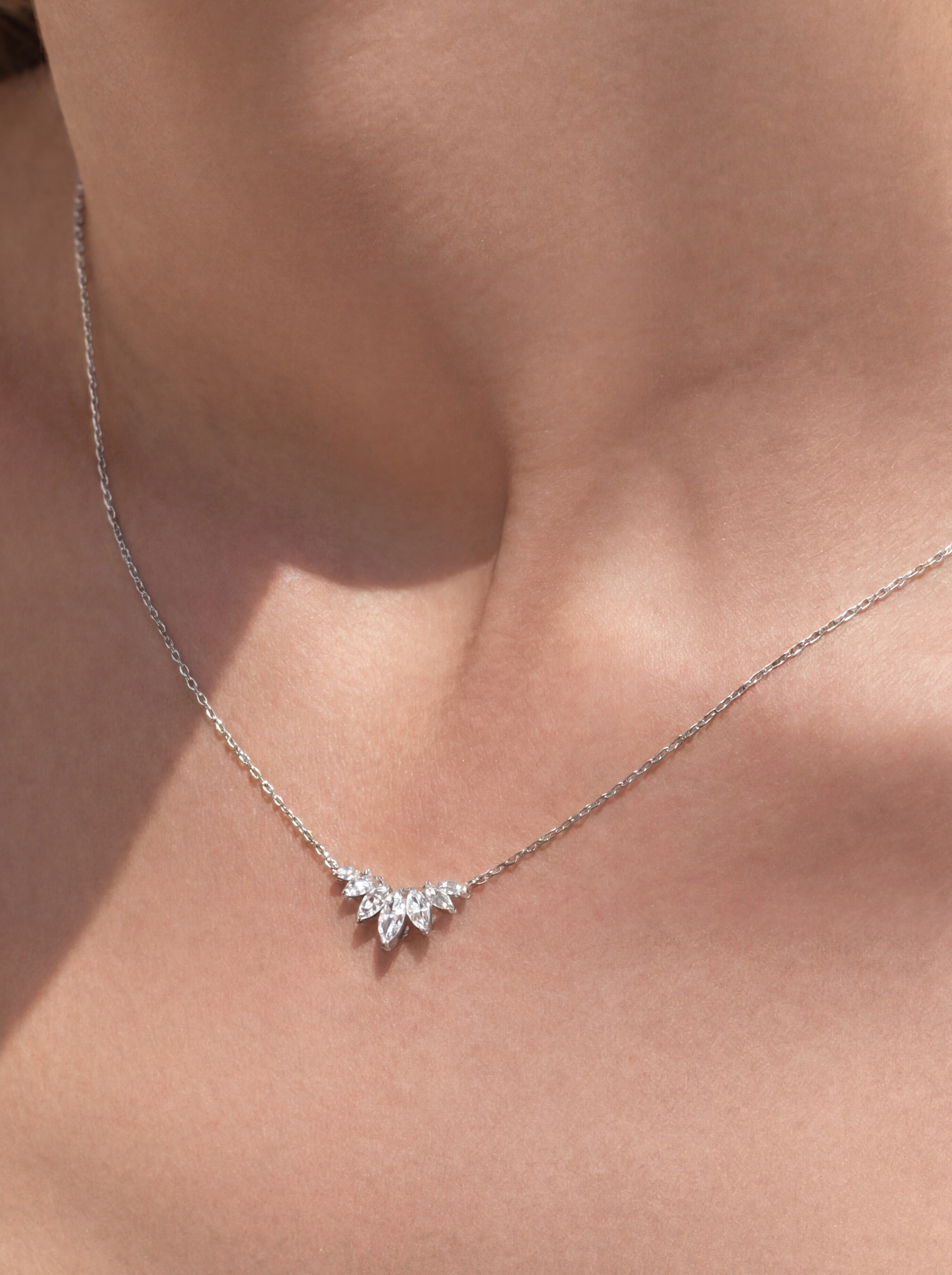 woman's Necklace Silver  with White Zircon Stone - ARTSY SILVER 
