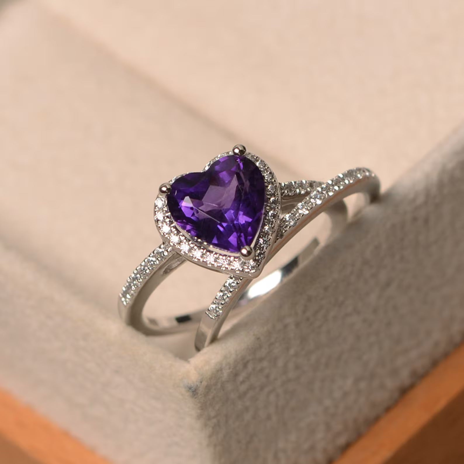 Mi Amor Amethyst Stone 2 Set Ring - ARTSY SILVER