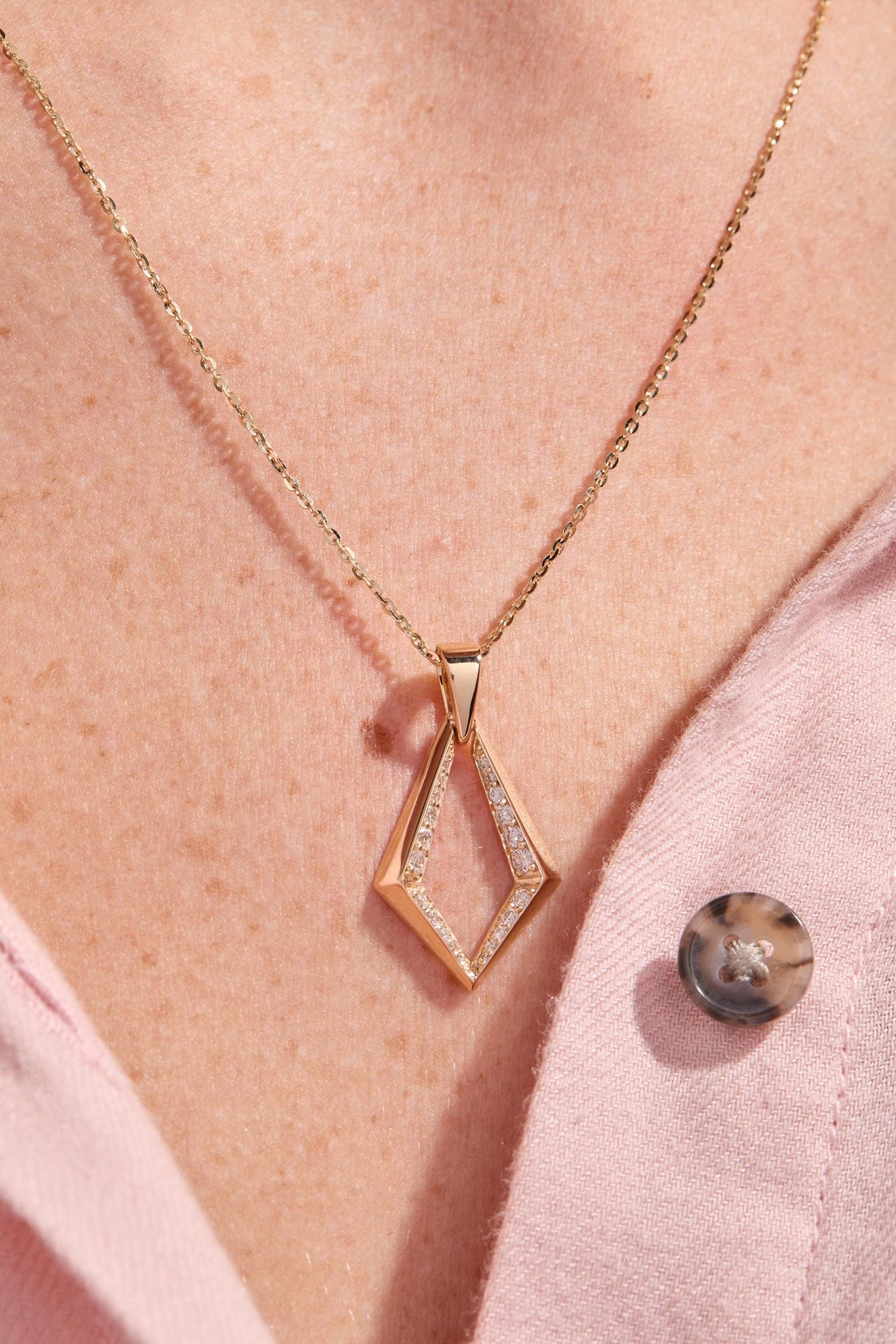 Fortune Gate Zircon Necklace